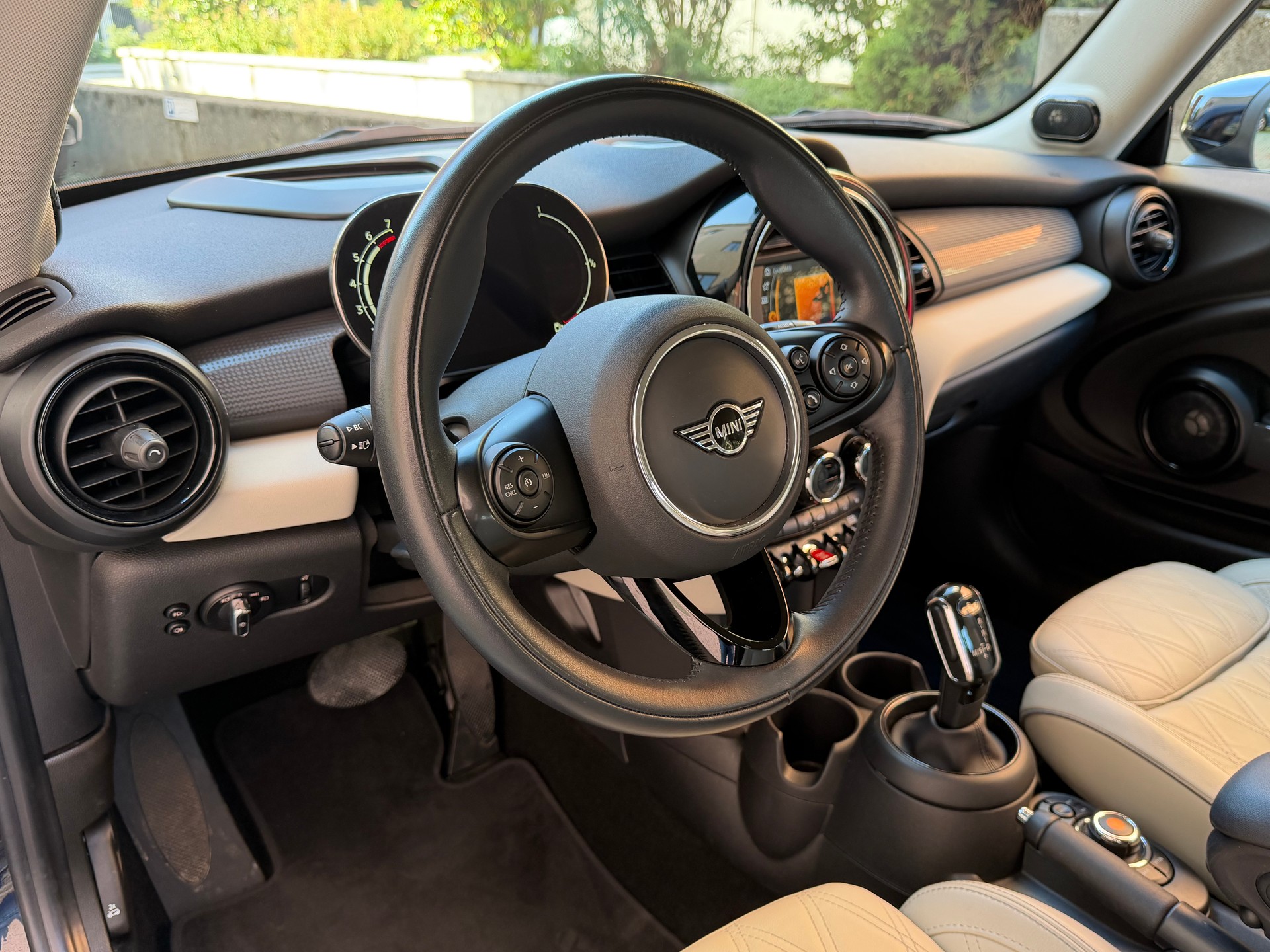 MINI Cooper Steptronic DKG-image-7