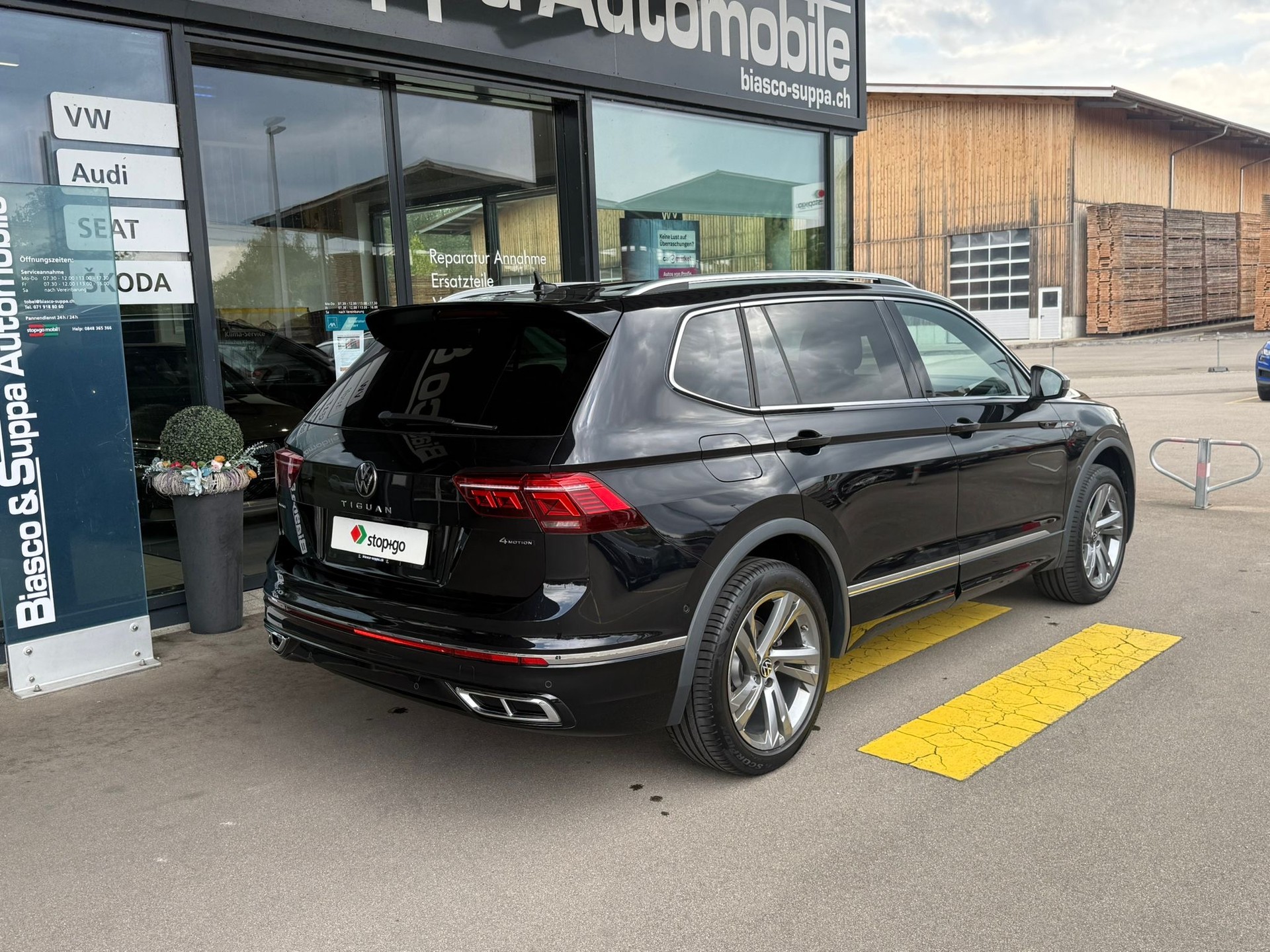 VW TIGUAN 2.0TSI DSG 4Motion Allspace-image-4