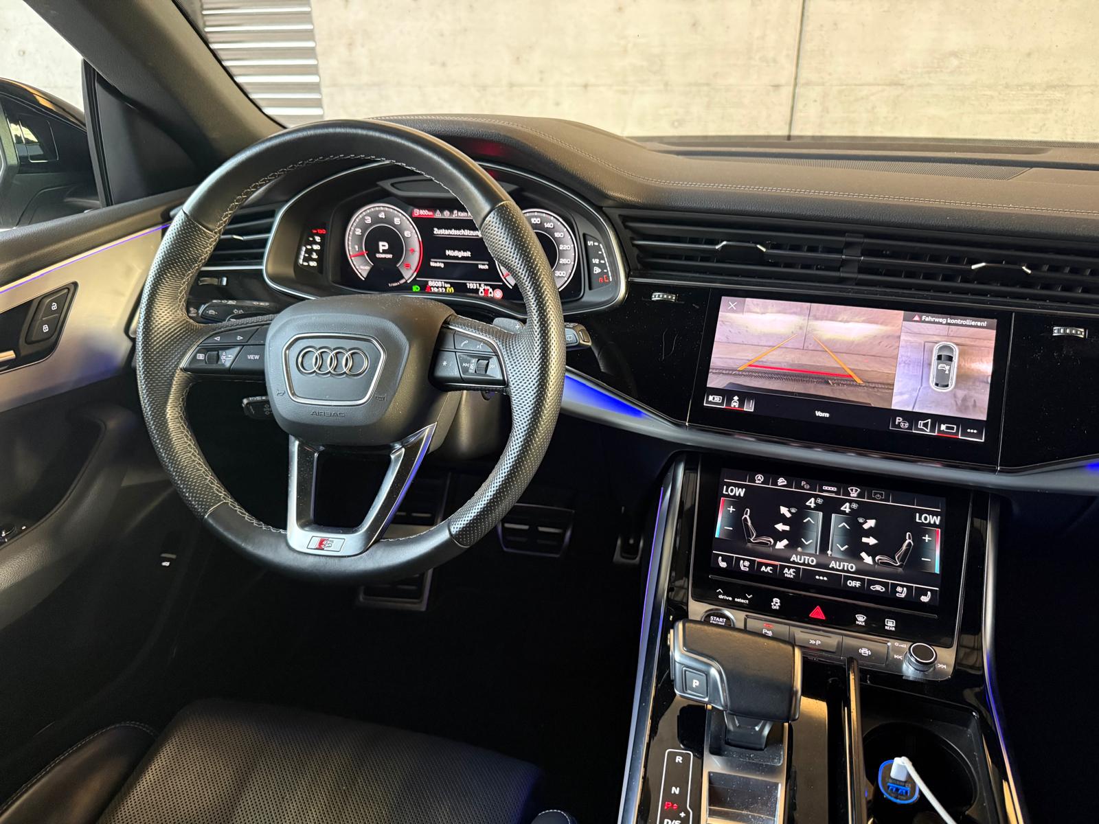 AUDI Q8 SUV 55 TFSI quattro tiptronic-image-9