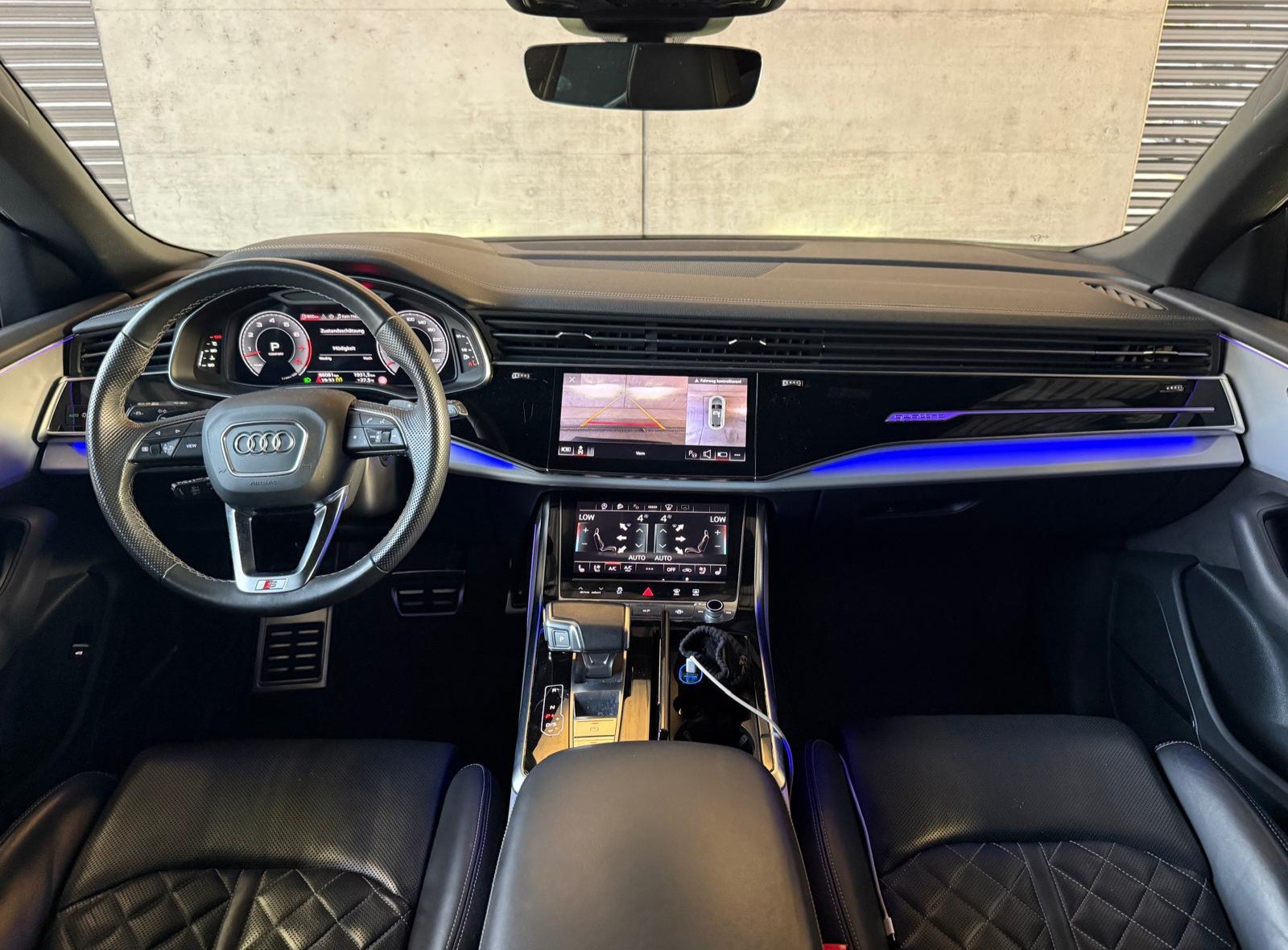 AUDI Q8 SUV 55 TFSI quattro tiptronic-image-8
