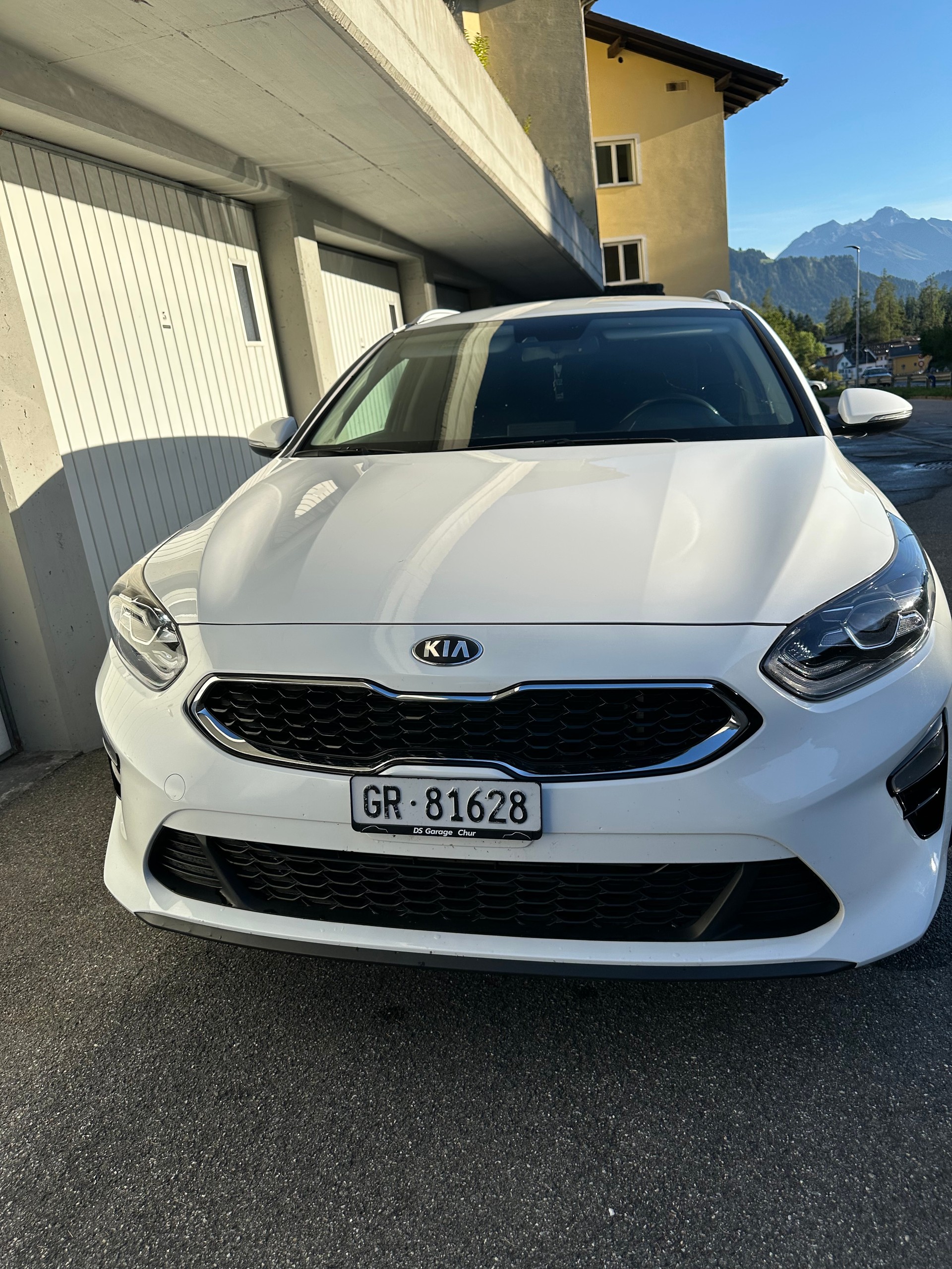 KIA Ceed Sportswagon 1.4 T-GDi Trend DCT-image-14