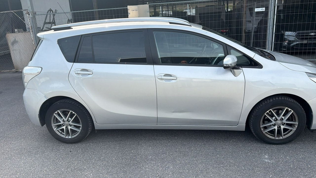 TOYOTA Verso 1.6 D-4D Swiss Trend-image-4
