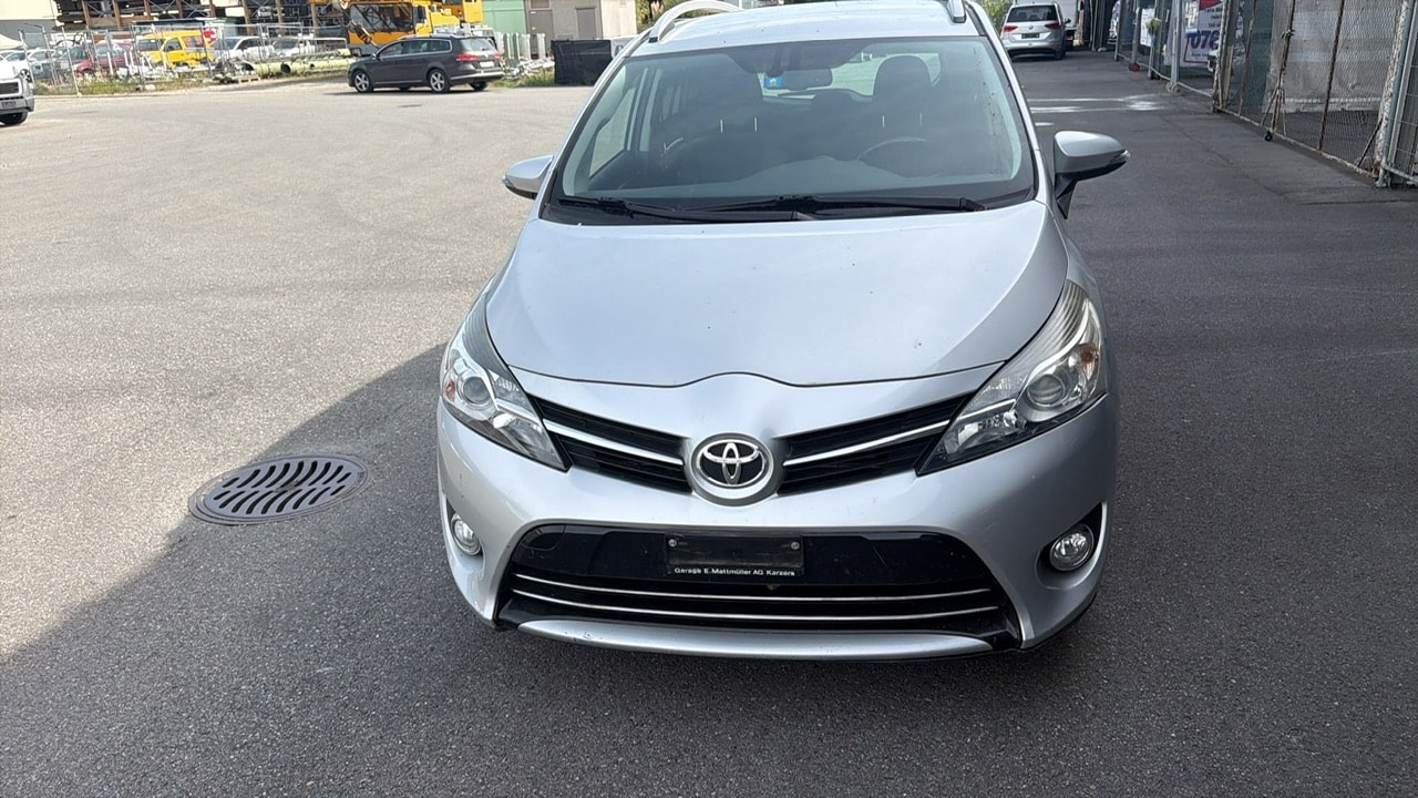 TOYOTA Verso 1.6 D-4D Swiss Trend-image-0