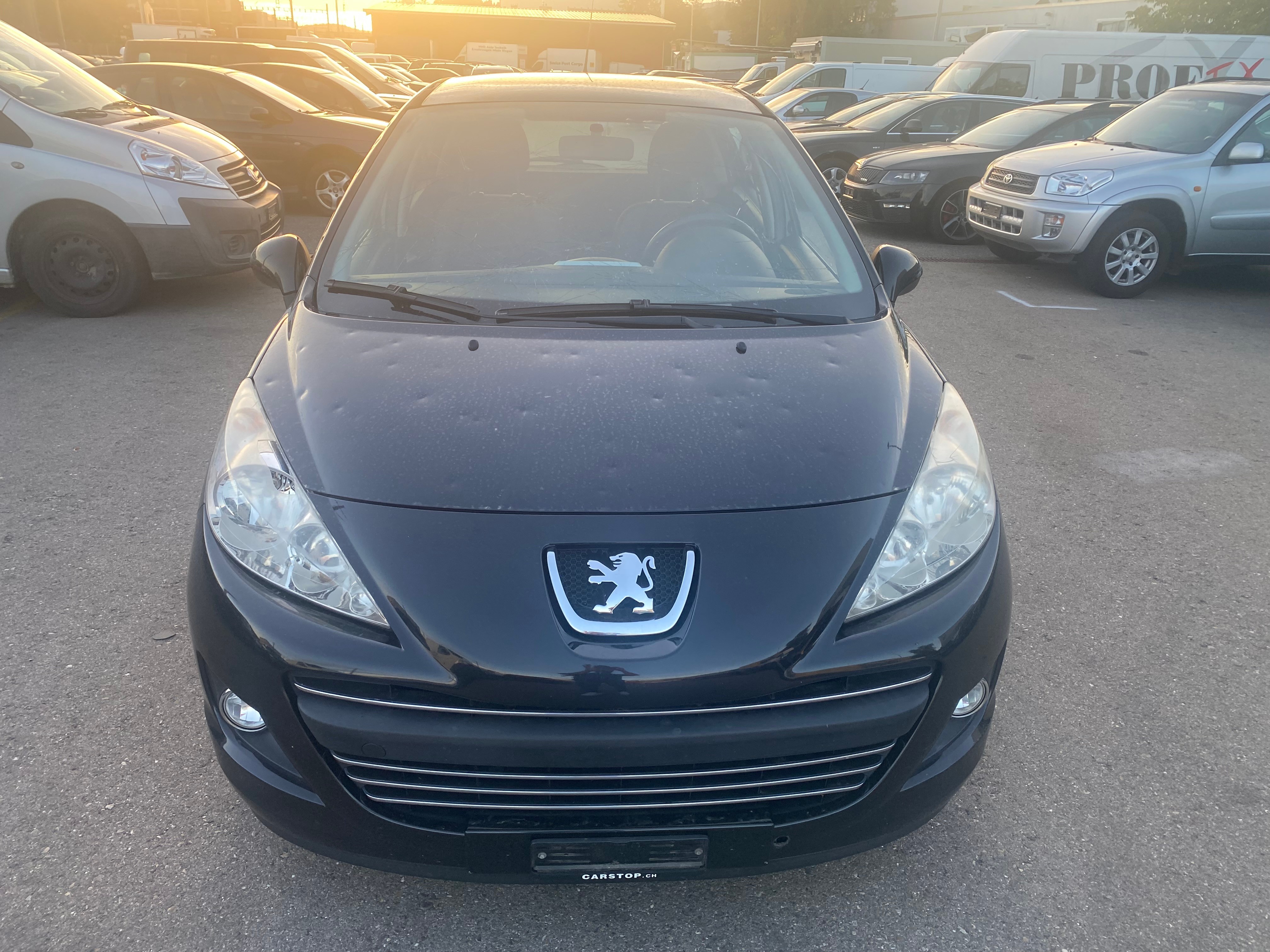 PEUGEOT 207 1.4 16V Millesim 200 — slika 1