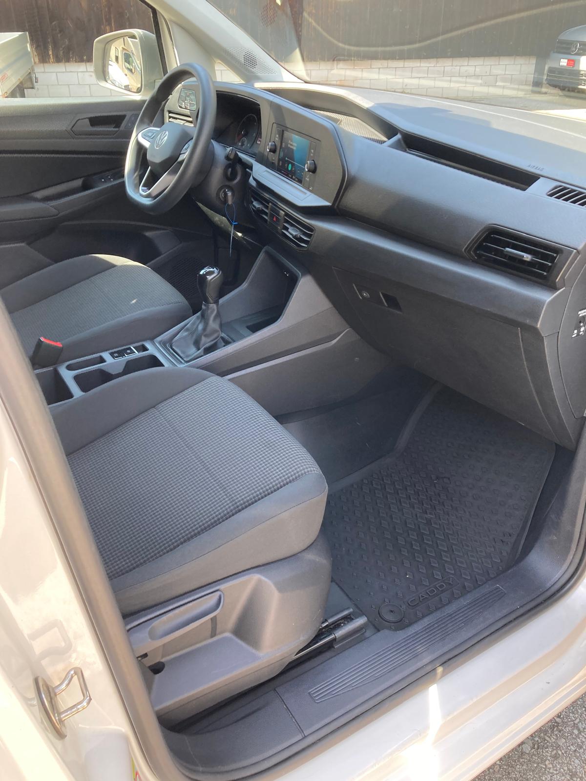 VW Caddy Cargo 2.0TDI Entry-image-10