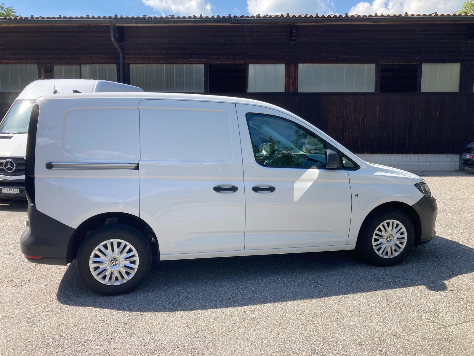 VW Caddy Cargo 2.0TDI Entry-image-7