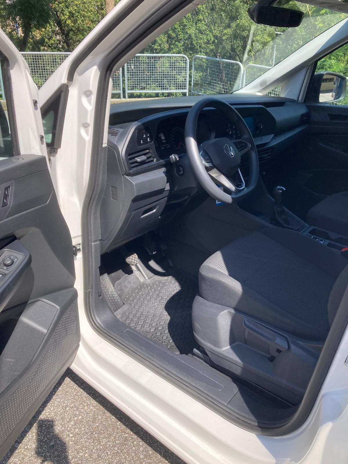 VW Caddy Cargo 2.0TDI Entry-image-11