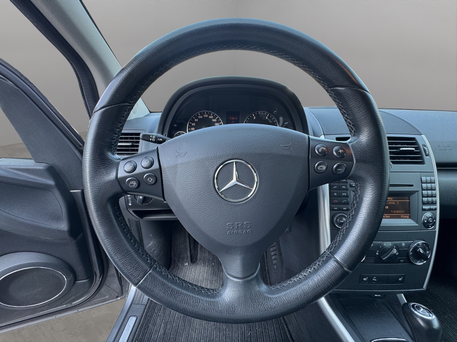 MERCEDES-BENZ A 180 CDI Classic Autotronic-image-9