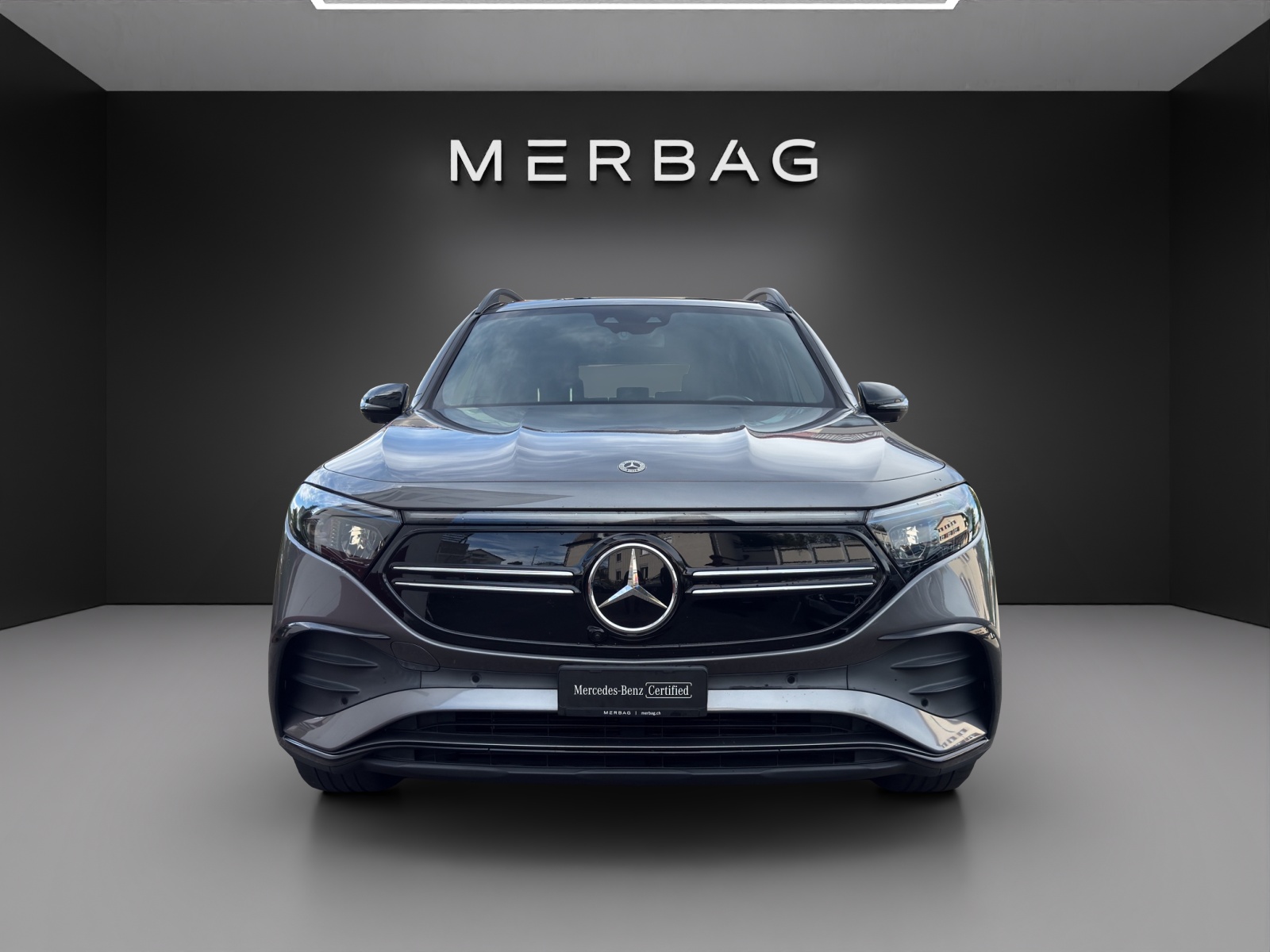 MERCEDES-BENZ EQB 300 AMG Line 4Matic-image-1