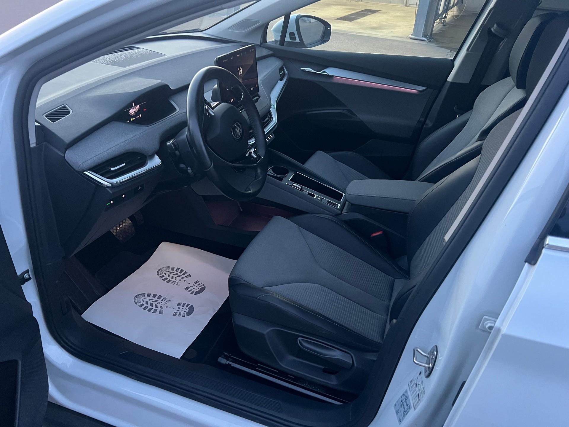 SKODA Enyaq iV 80 * TOP ZUSTAND * FRISCH AB MFK & SERVICE-image-7