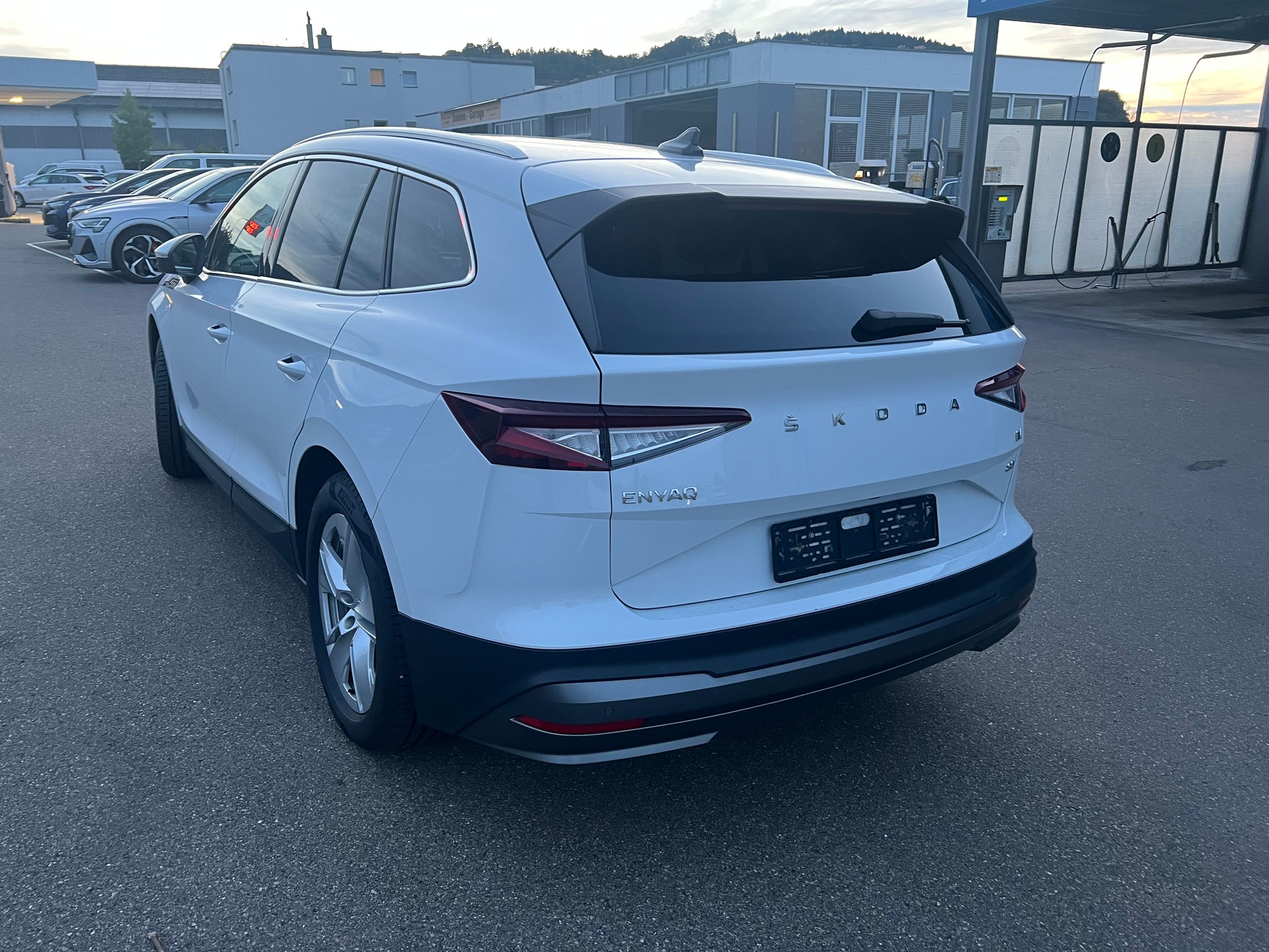 SKODA Enyaq iV 80 * TOP ZUSTAND * FRISCH AB MFK & SERVICE-image-2