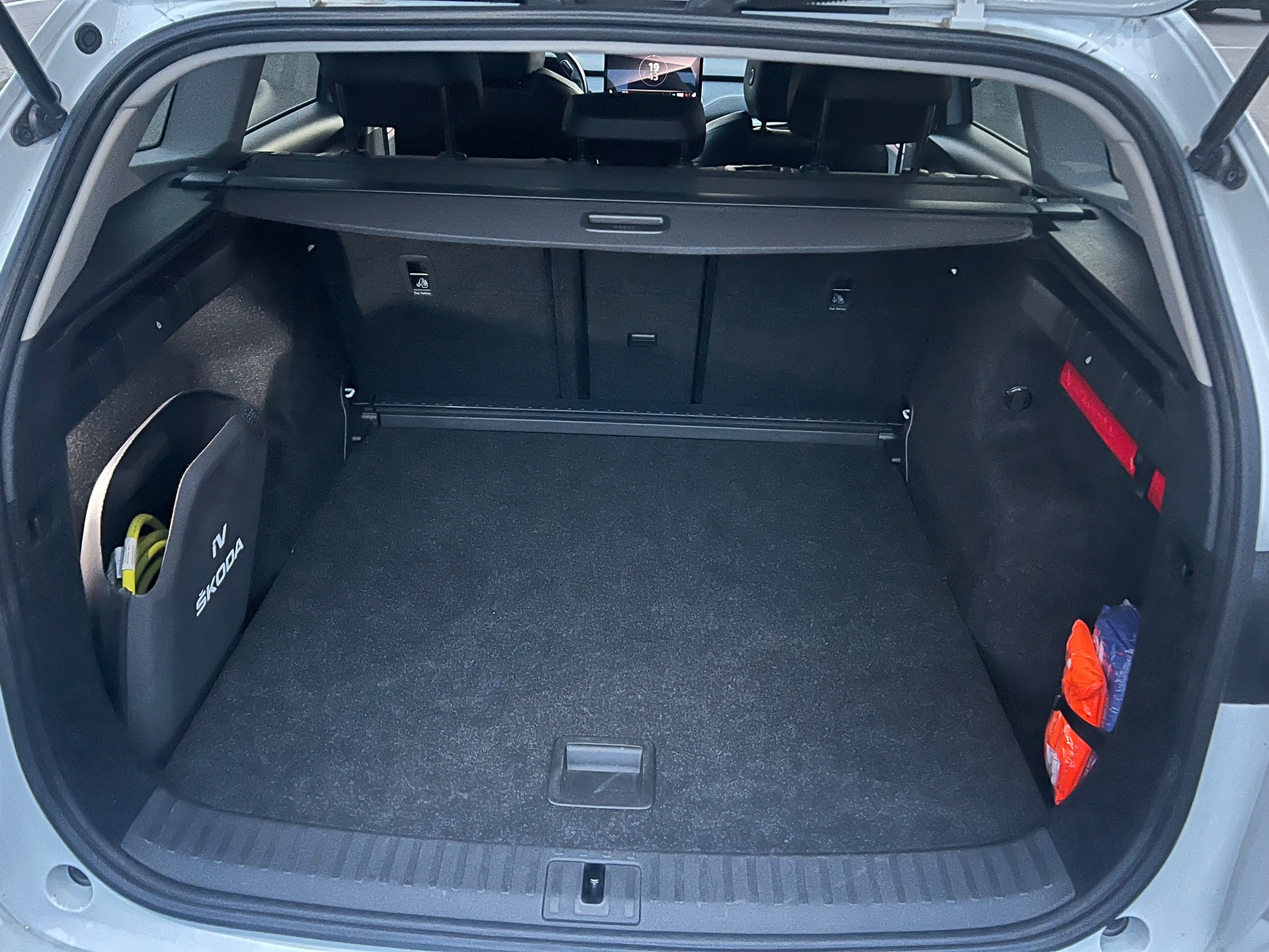 SKODA Enyaq iV 80 * TOP ZUSTAND * FRISCH AB MFK & SERVICE-image-11