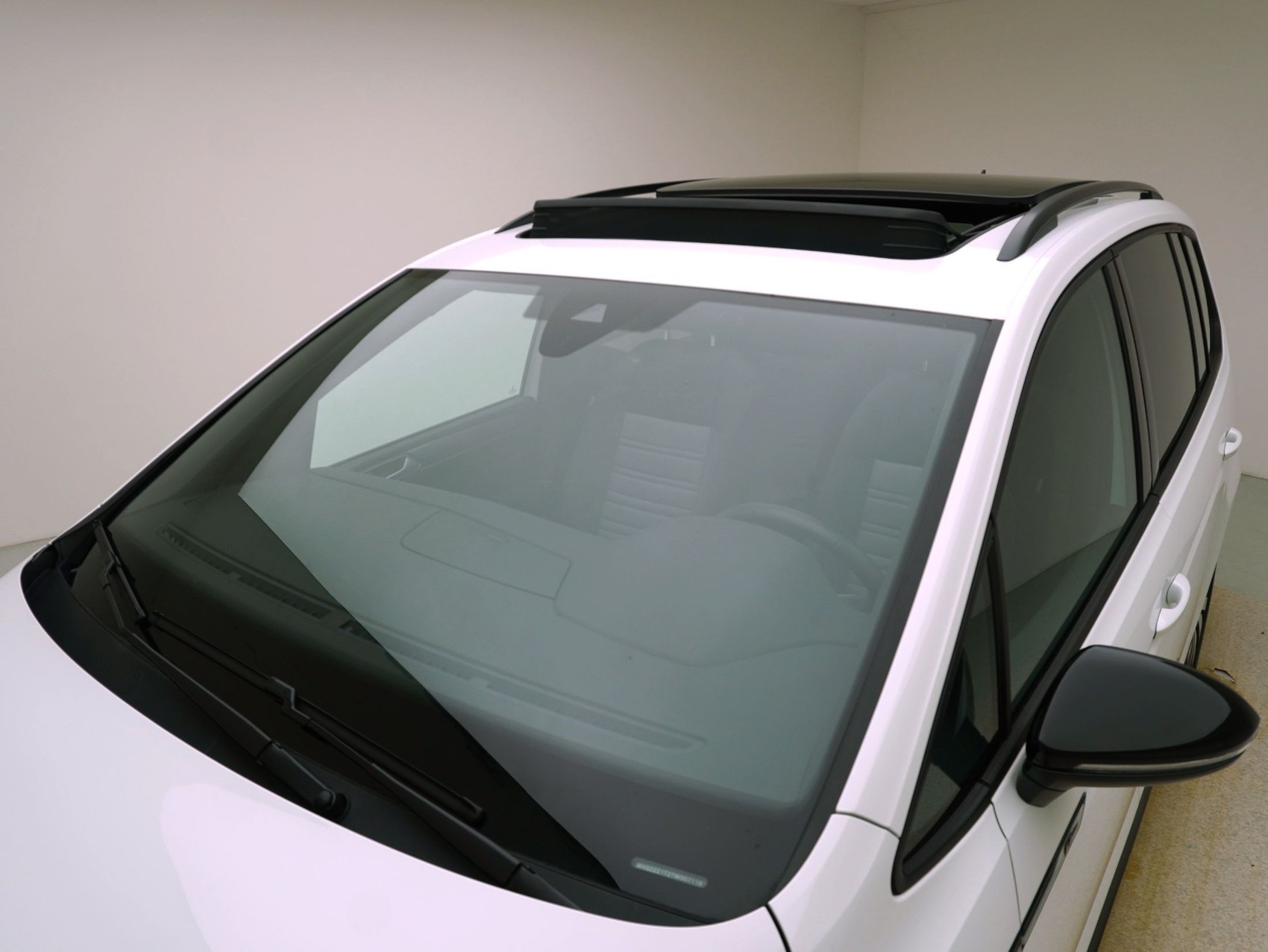 VW Touran 1.5 TSI DSG R-Line Black Style **VW Werksgarantie bis 12/2030**-image-7