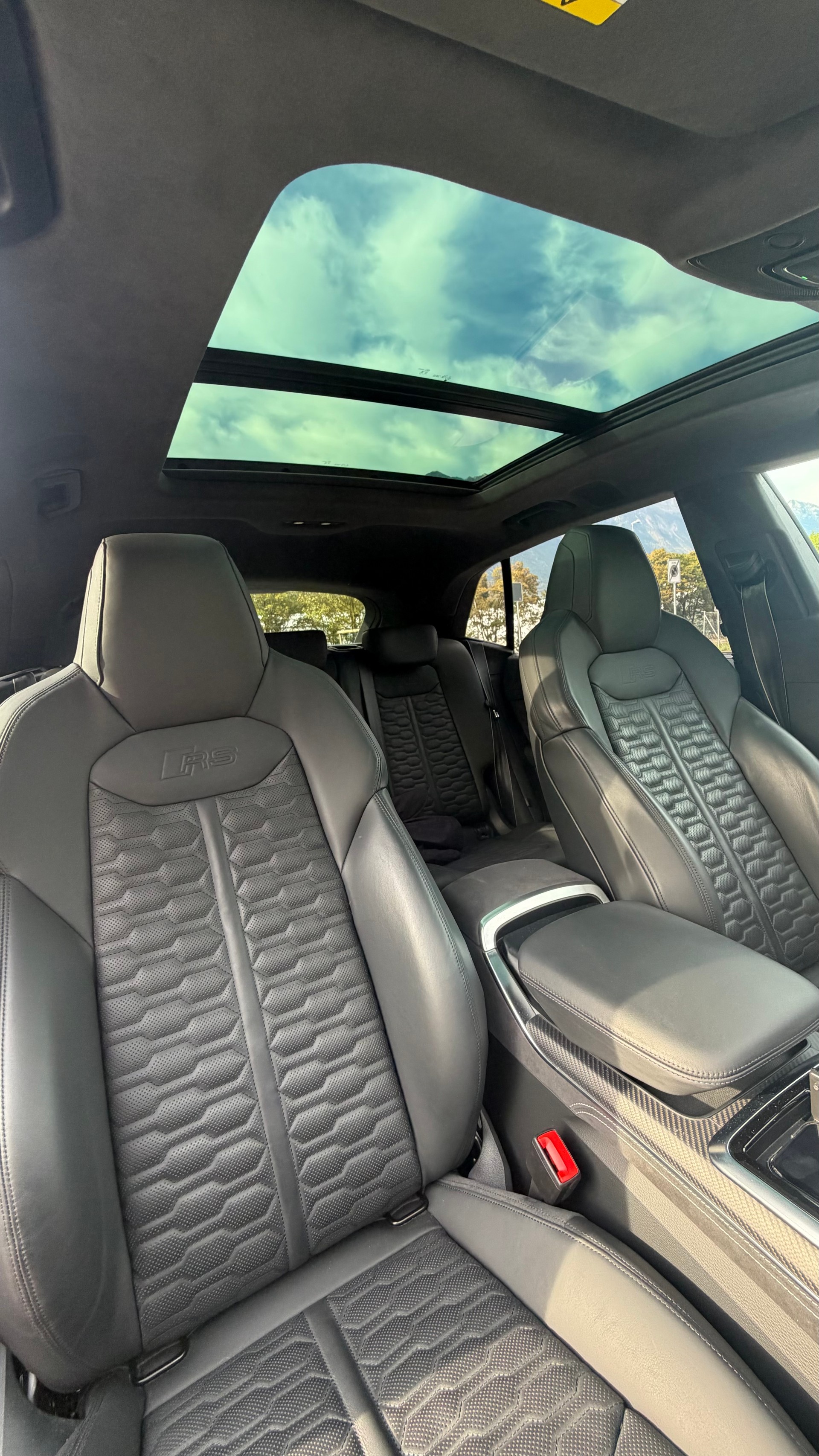 AUDI 4.0 V8 TFSI quattro T-Tronic-image-4