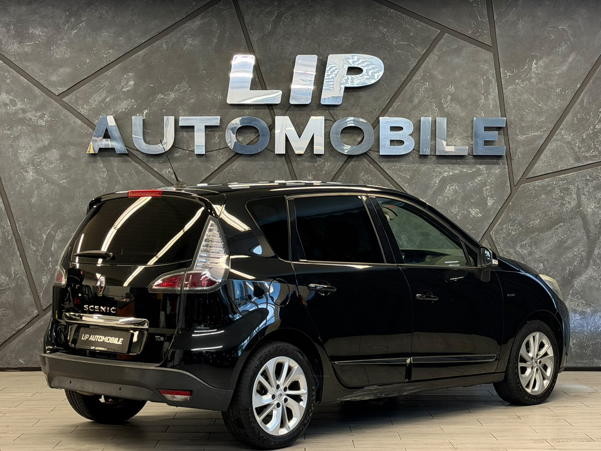RENAULT Scénic 1.2 16V Turbo Energy-image-5