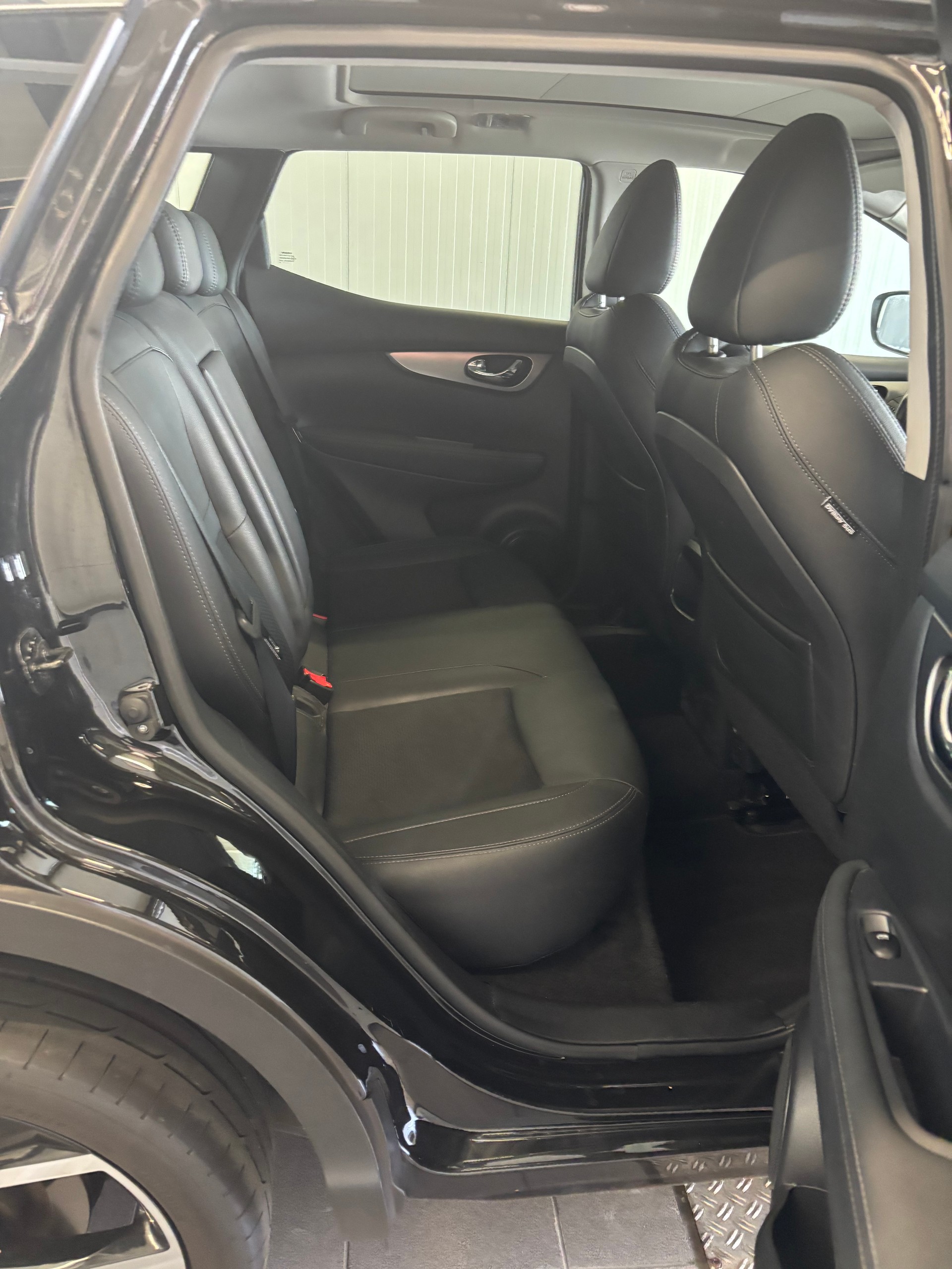 NISSAN Qashqai 1.7 dCi tekna+ Xtronic ALL-MODE 4x4-image-12