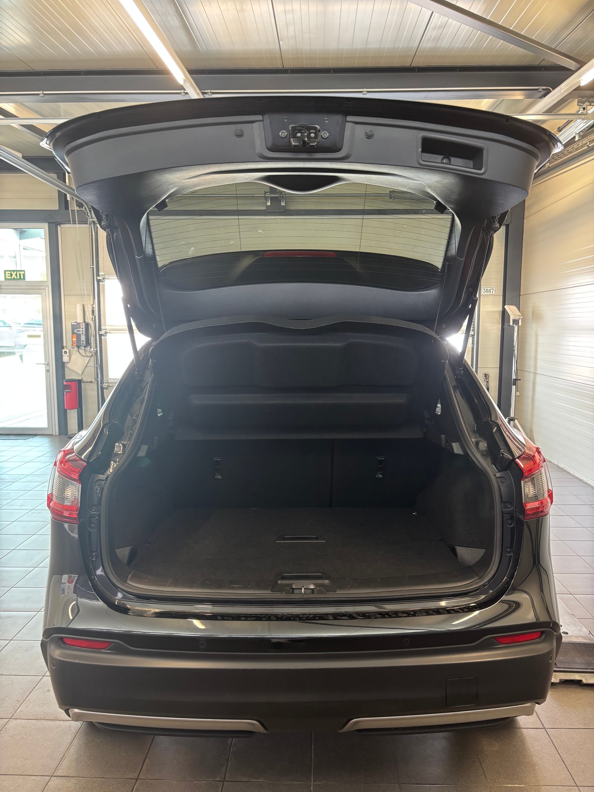 NISSAN Qashqai 1.7 dCi tekna+ Xtronic ALL-MODE 4x4-image-13