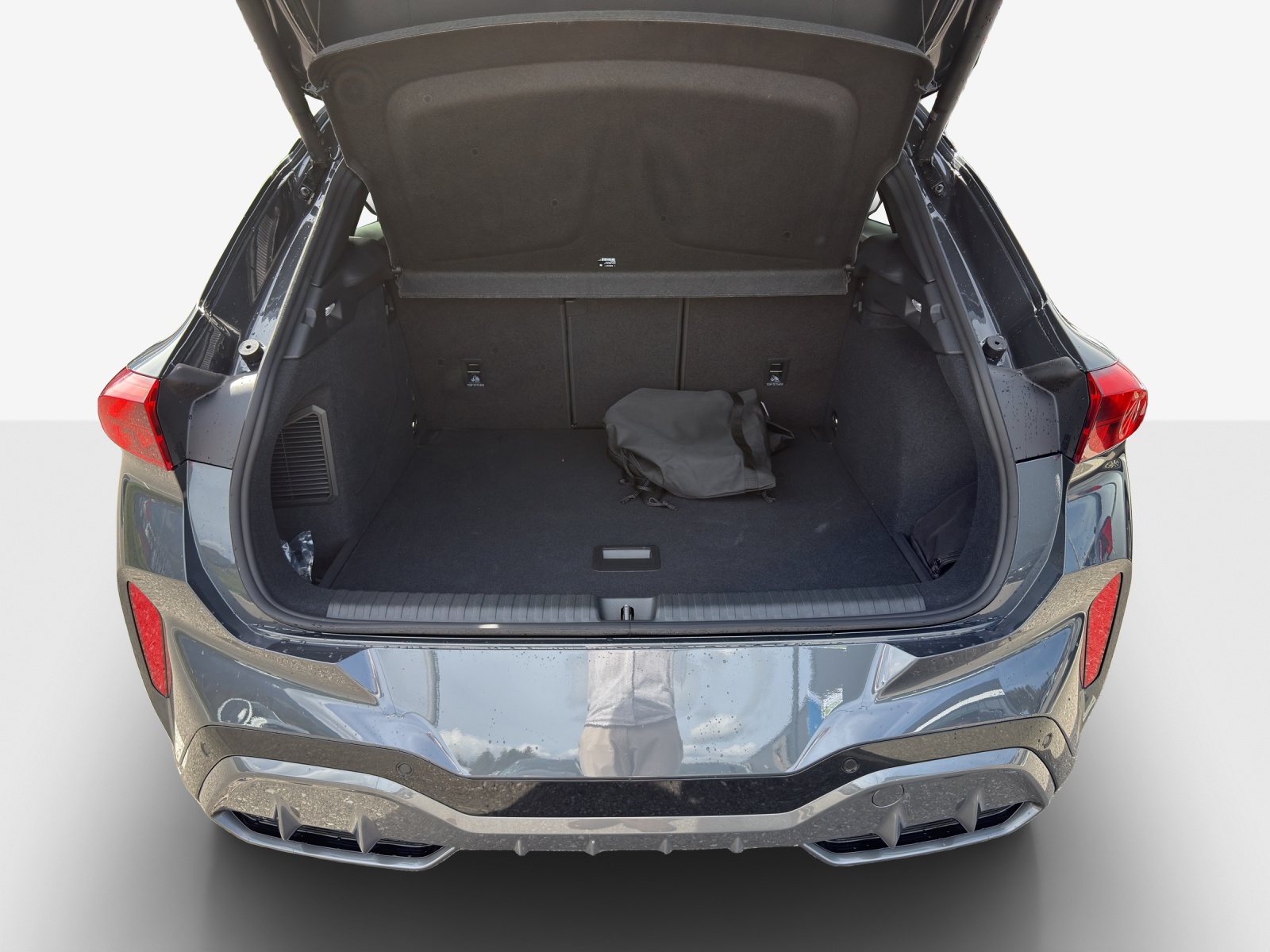 CUPRA Terramar 1.5 eHybrid DSG-image-12