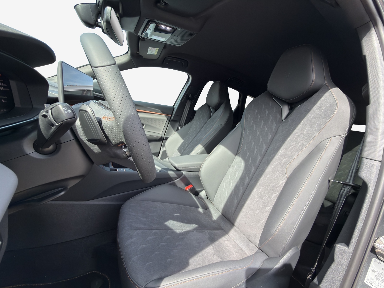CUPRA Terramar 1.5 eHybrid DSG-image-15