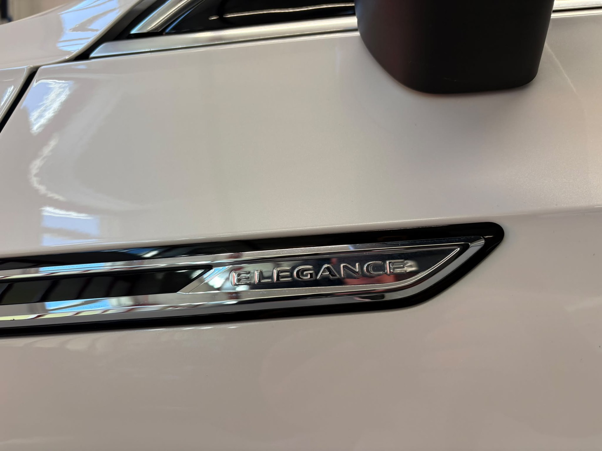 VW Arteon 2.0 TDI SCR BMT Elegance 4Motion DSG-image-17