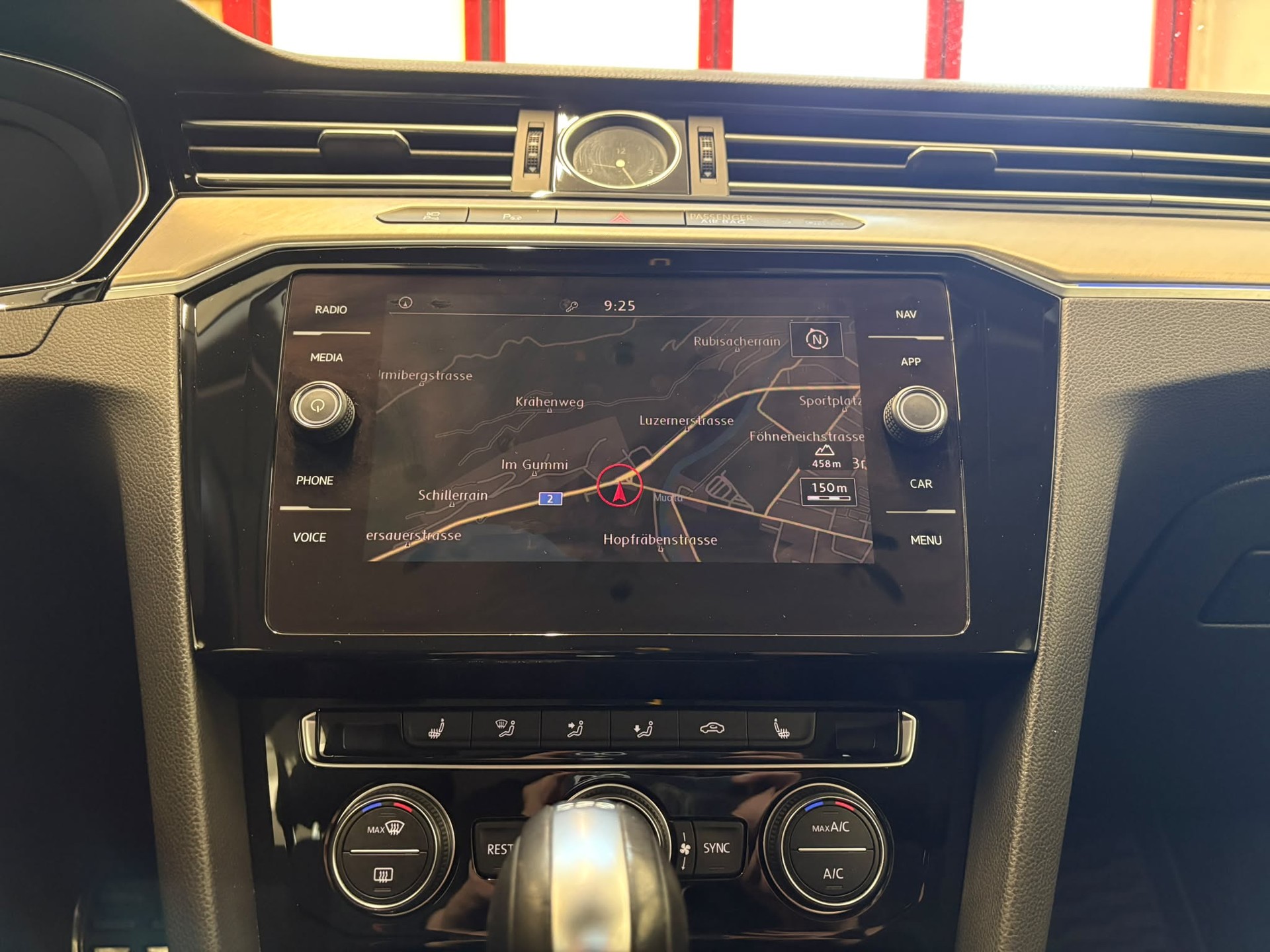 VW Arteon 2.0 TDI SCR BMT Elegance 4Motion DSG-image-10