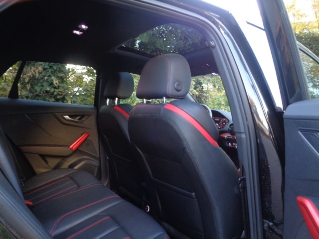AUDI Q2 2.0 TFSI sport quattro S-tronic-image-5