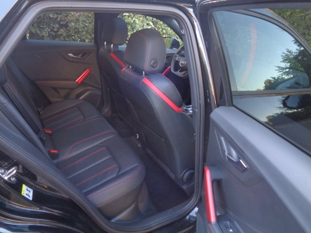 AUDI Q2 2.0 TFSI sport quattro S-tronic-image-7