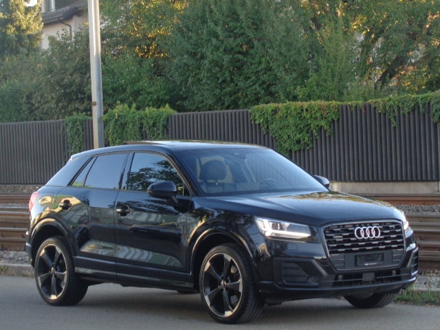 AUDI Q2 2.0 TFSI sport quattro S-tronic-image-12