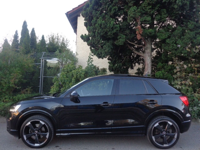 AUDI Q2 2.0 TFSI sport quattro S-tronic-image-1