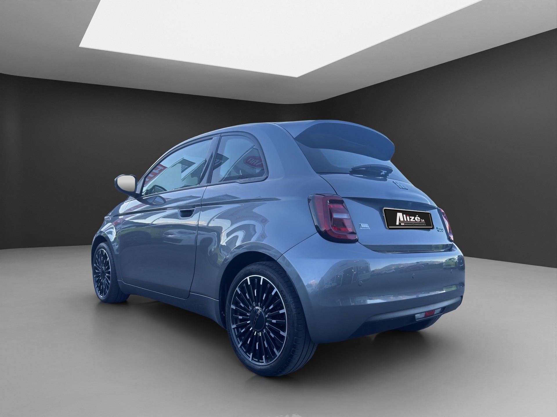 FIAT 500 electric 87 kW Icon-image-4