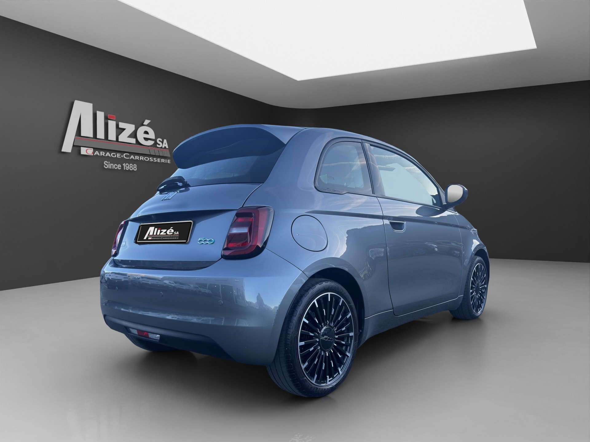 FIAT 500 electric 87 kW Icon-image-6