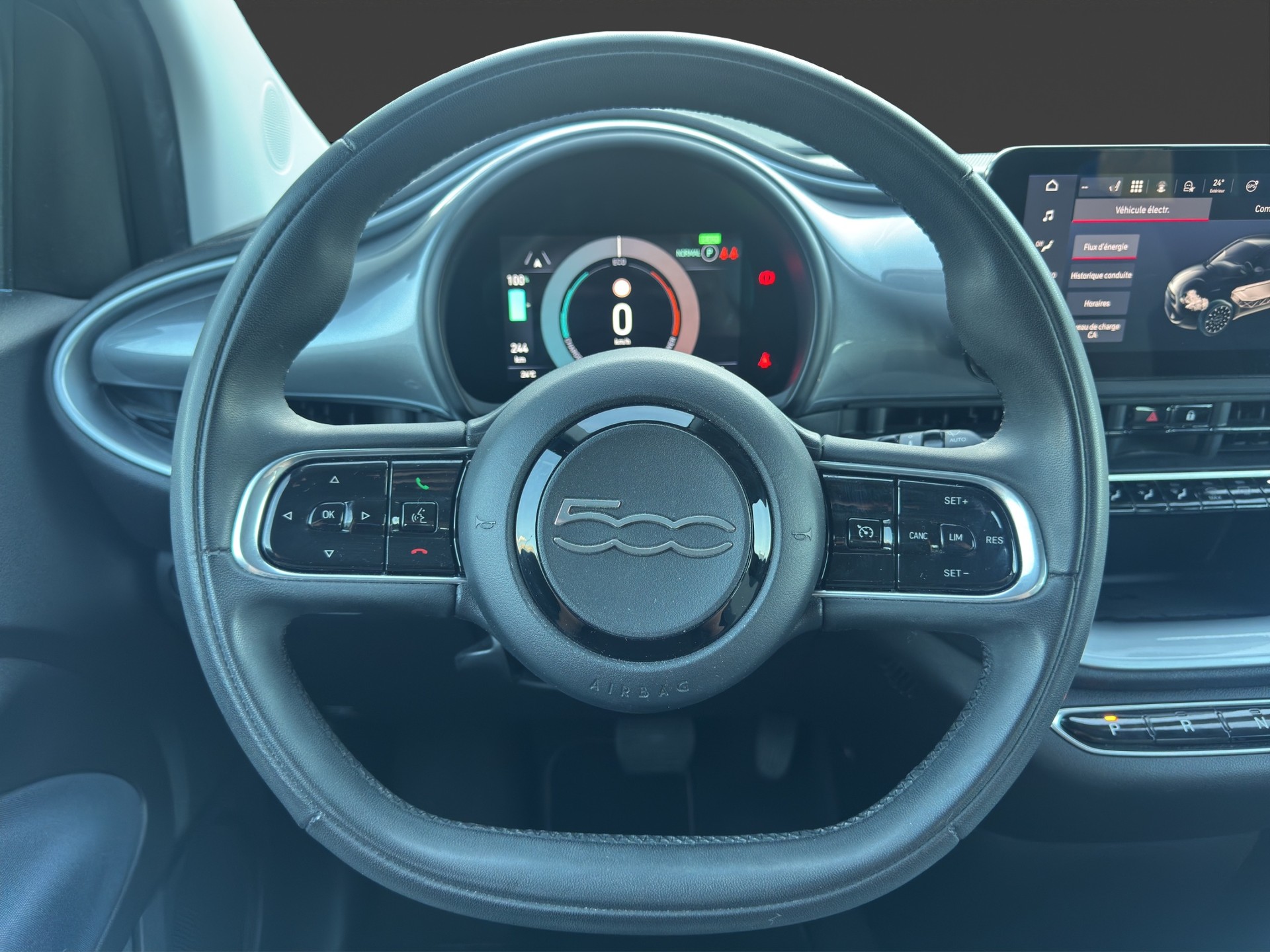 FIAT 500 electric 87 kW Icon-image-10