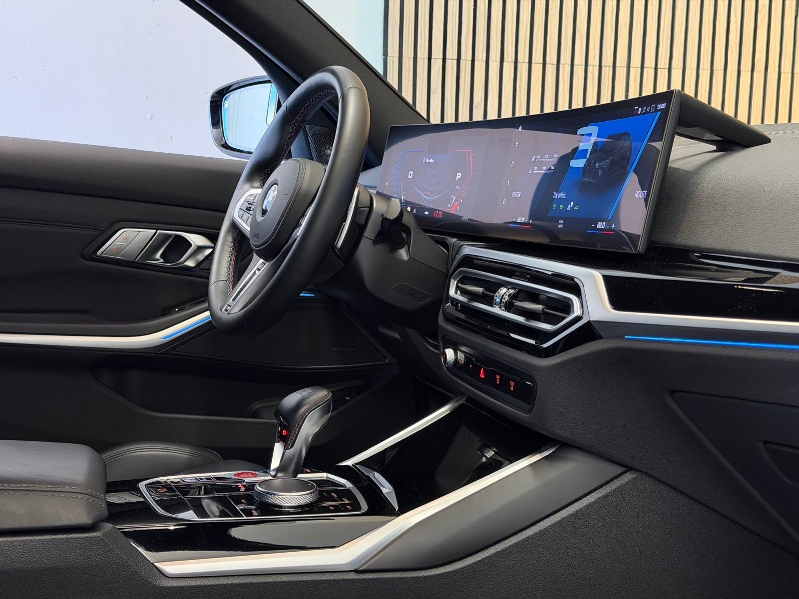 BMW M3 Touring Competition M xDrive INDIVIDUAL FROZEN PURE GREY-image-19