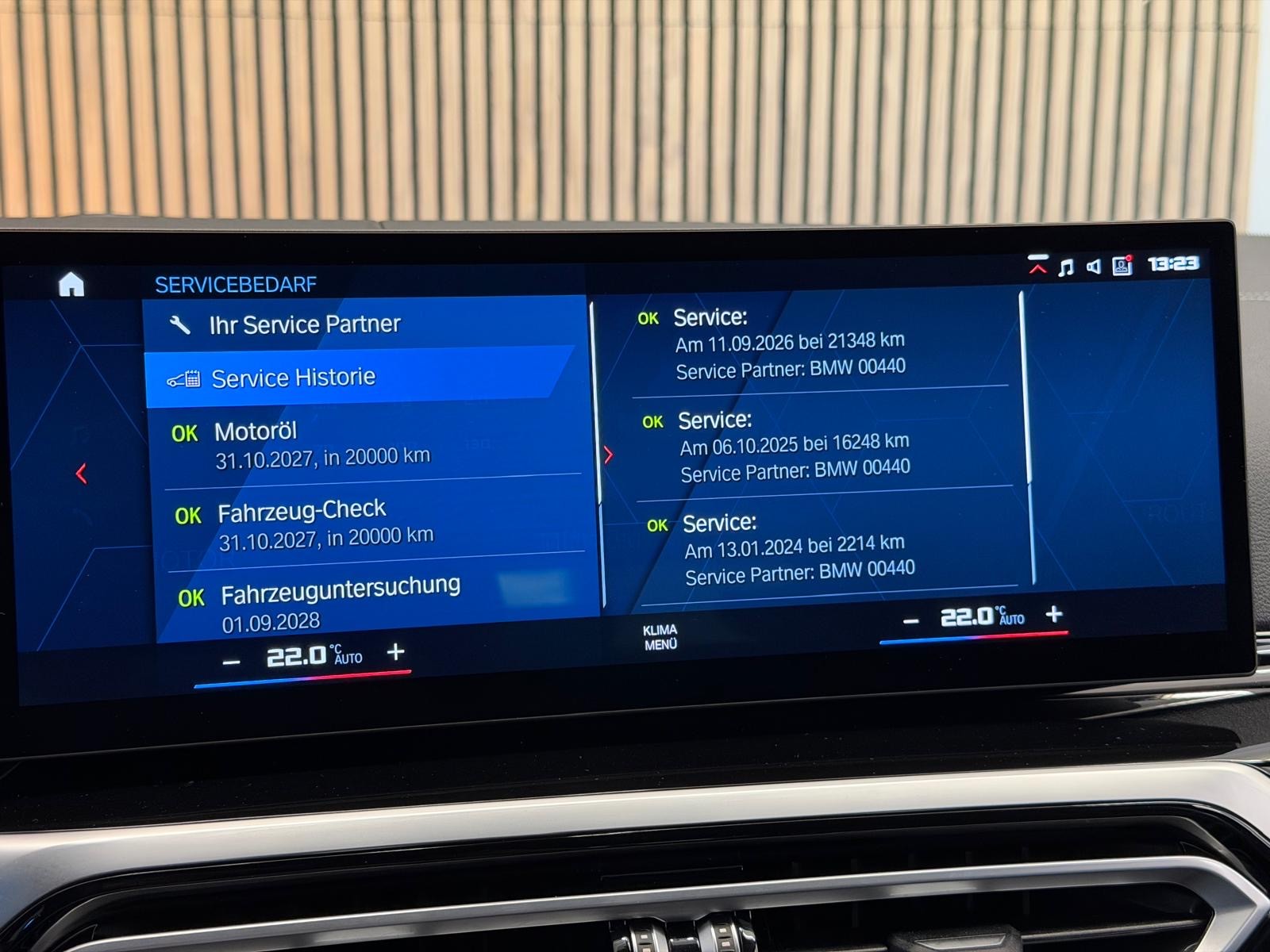 BMW M3 Touring Competition M xDrive INDIVIDUAL FROZEN PURE GREY-image-21