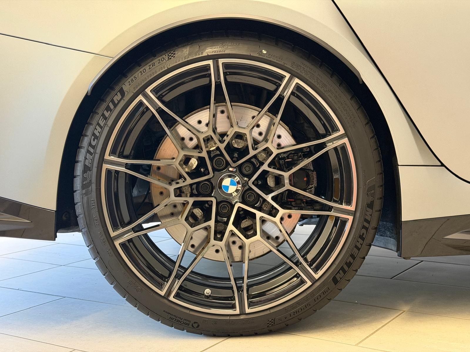 BMW M3 Touring Competition M xDrive INDIVIDUAL FROZEN PURE GREY-image-14