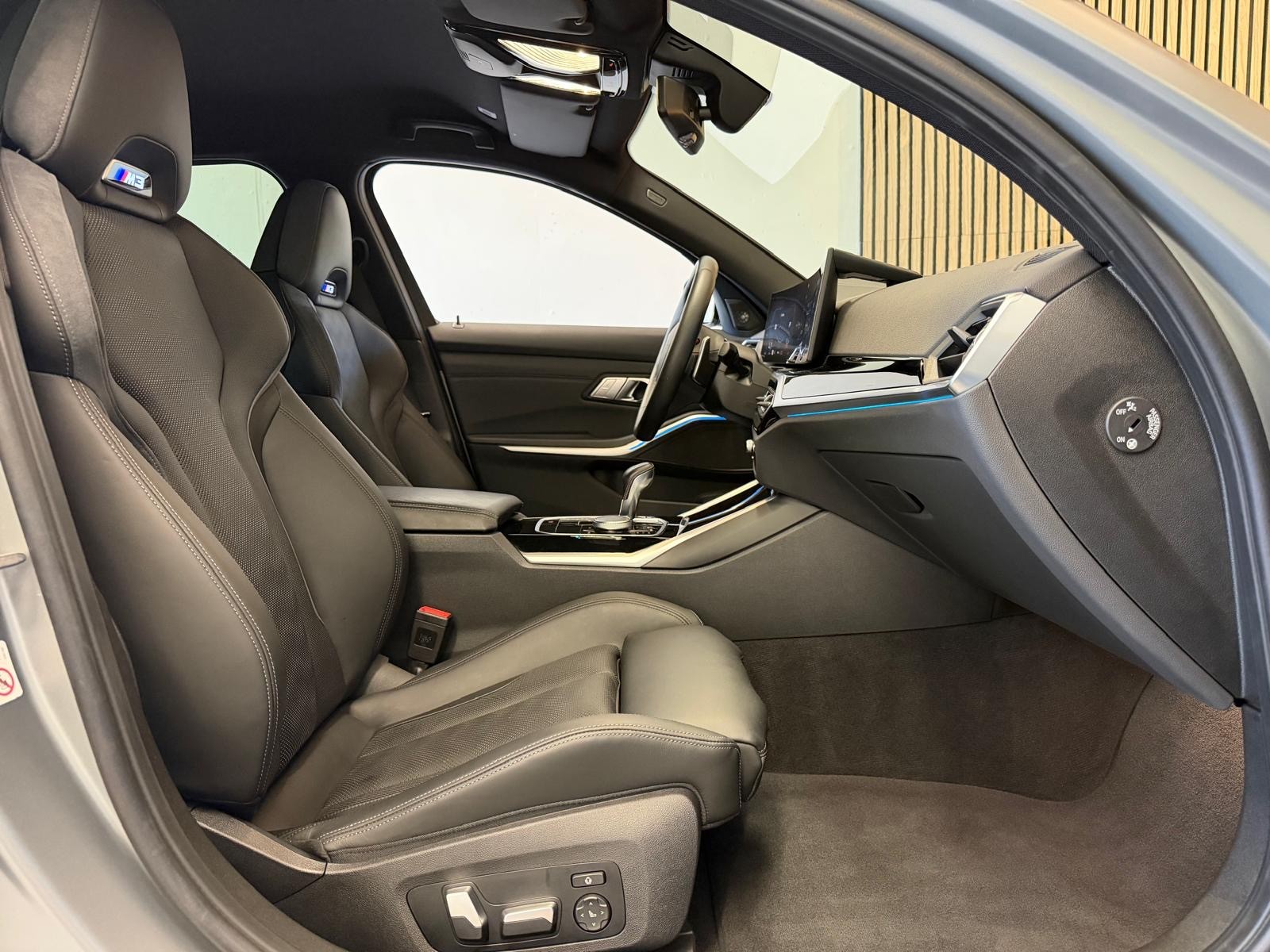 BMW M3 Touring Competition M xDrive INDIVIDUAL FROZEN PURE GREY-image-23