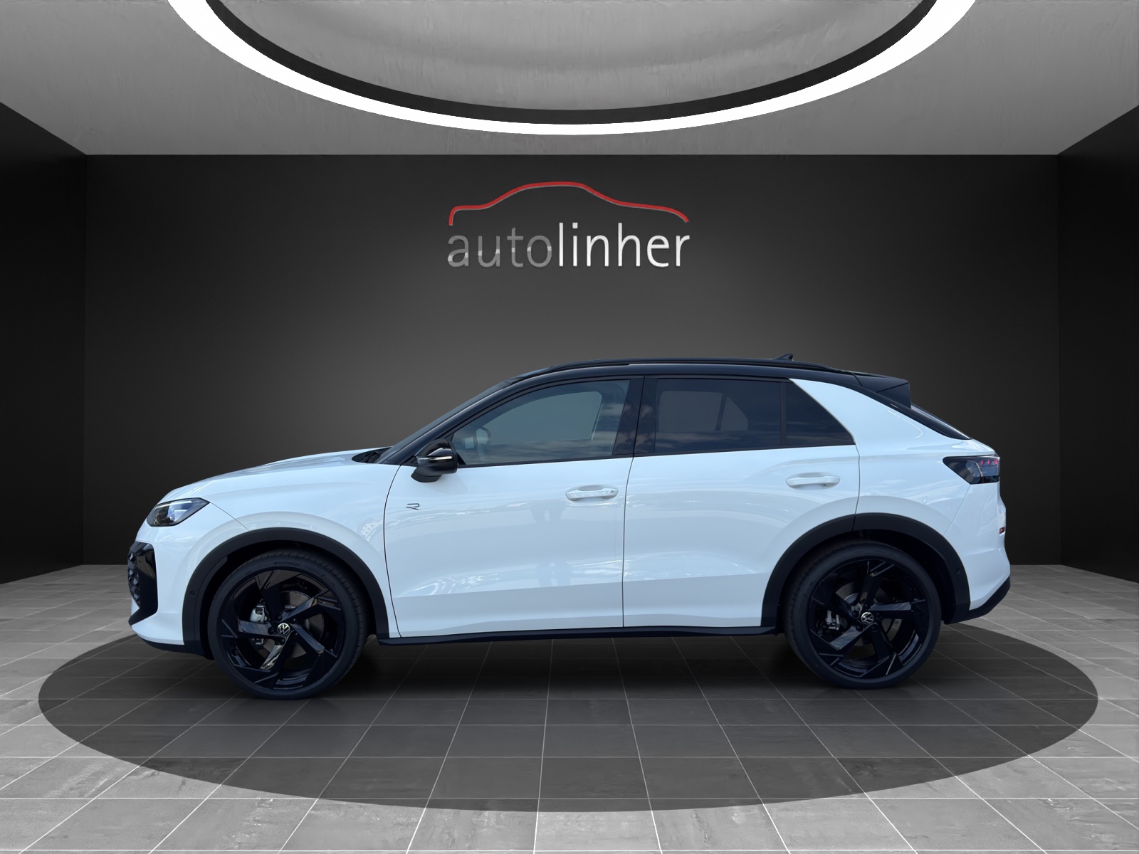 VW T-Roc 1.5 eTSI mHEV R-Line DSG-image-1
