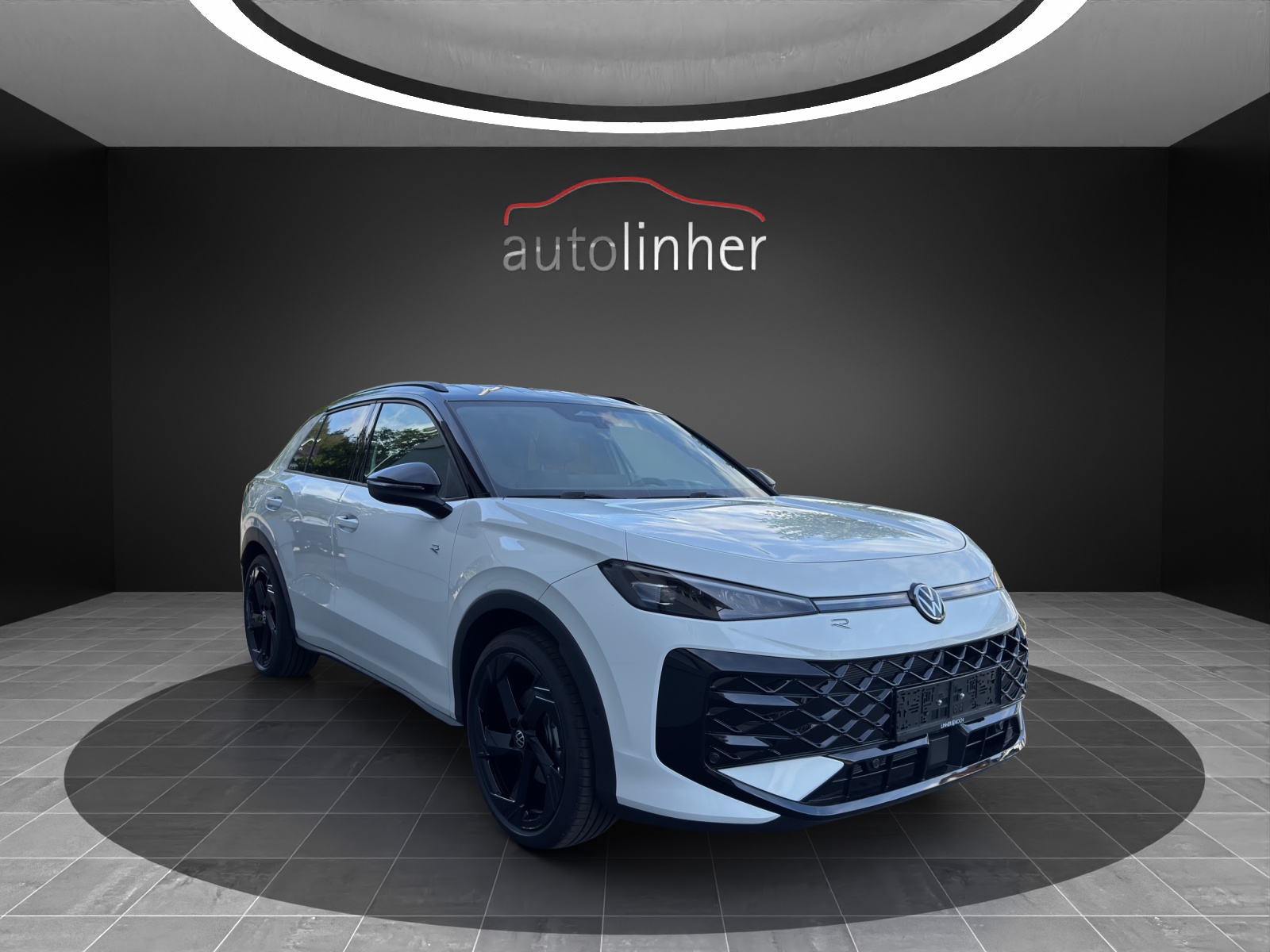 VW T-Roc 1.5 eTSI mHEV R-Line DSG-image-5