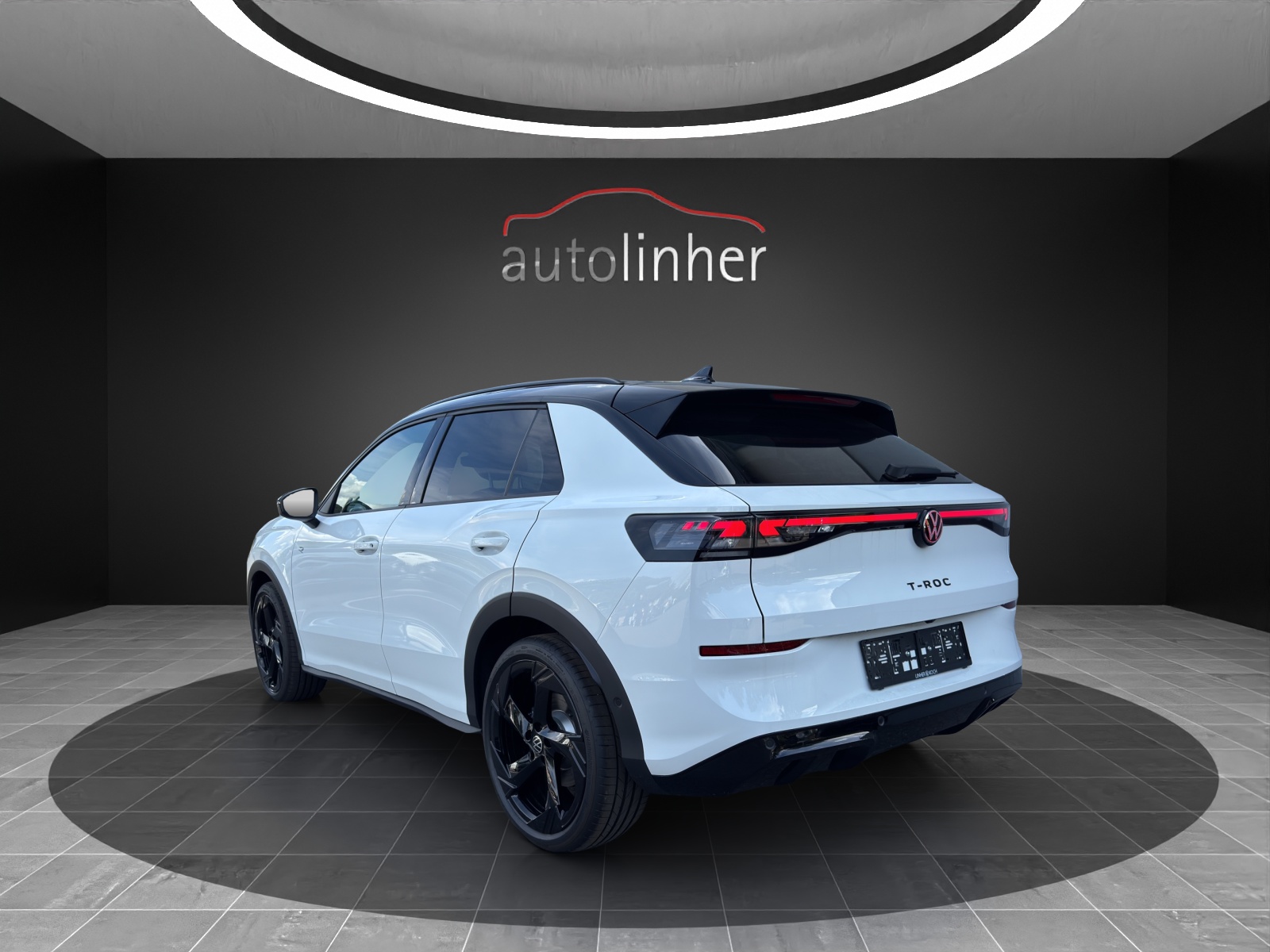 VW T-Roc 1.5 eTSI mHEV R-Line DSG-image-2