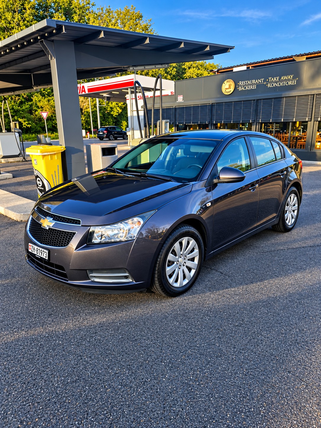 Car photo