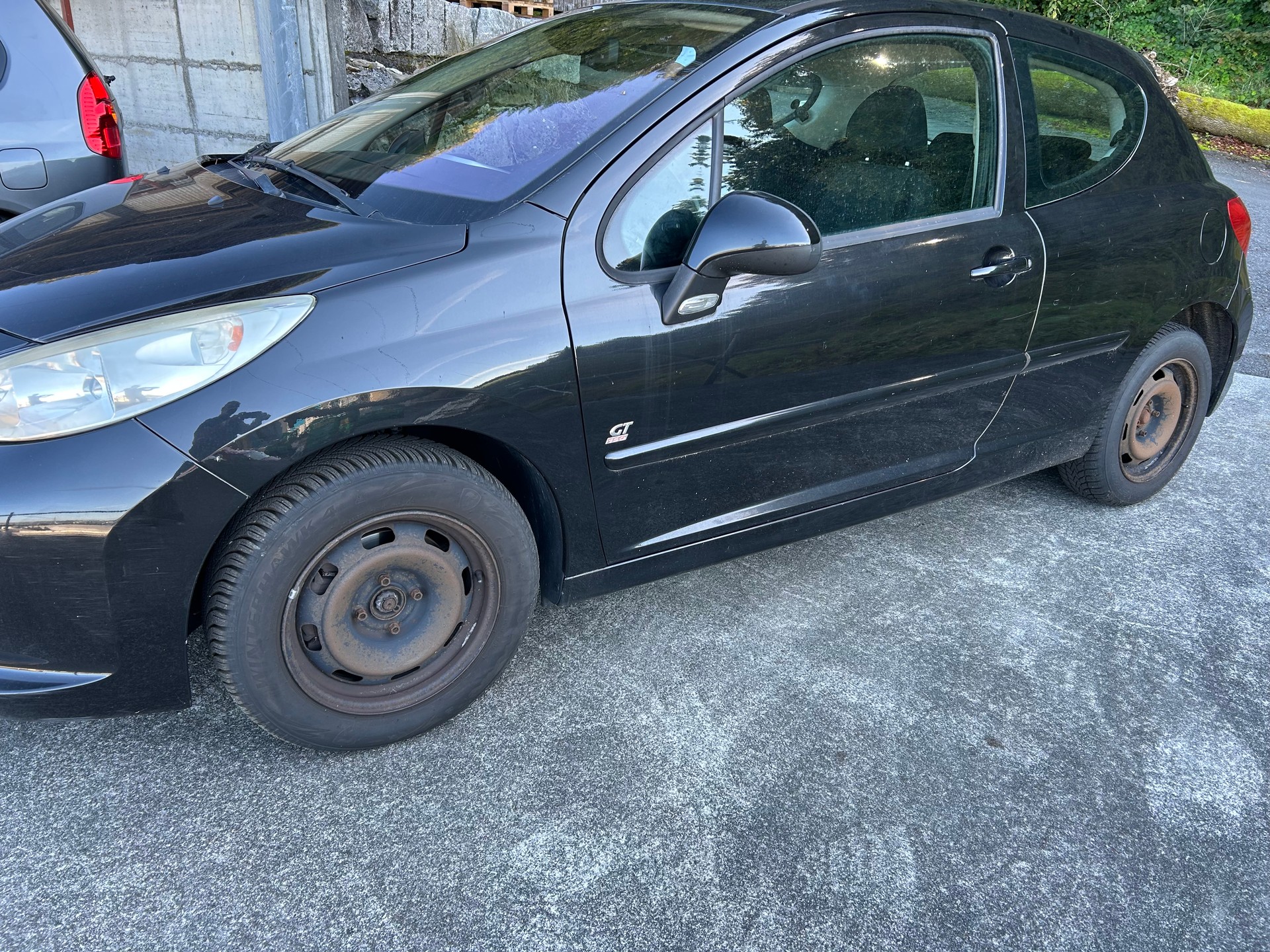 PEUGEOT 207 1.6 16V Turbo GT 150-image-6