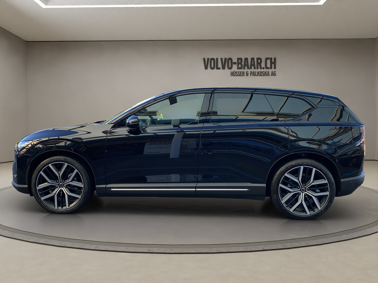 VOLVO EX60 Twin Ultra AWD-image-1