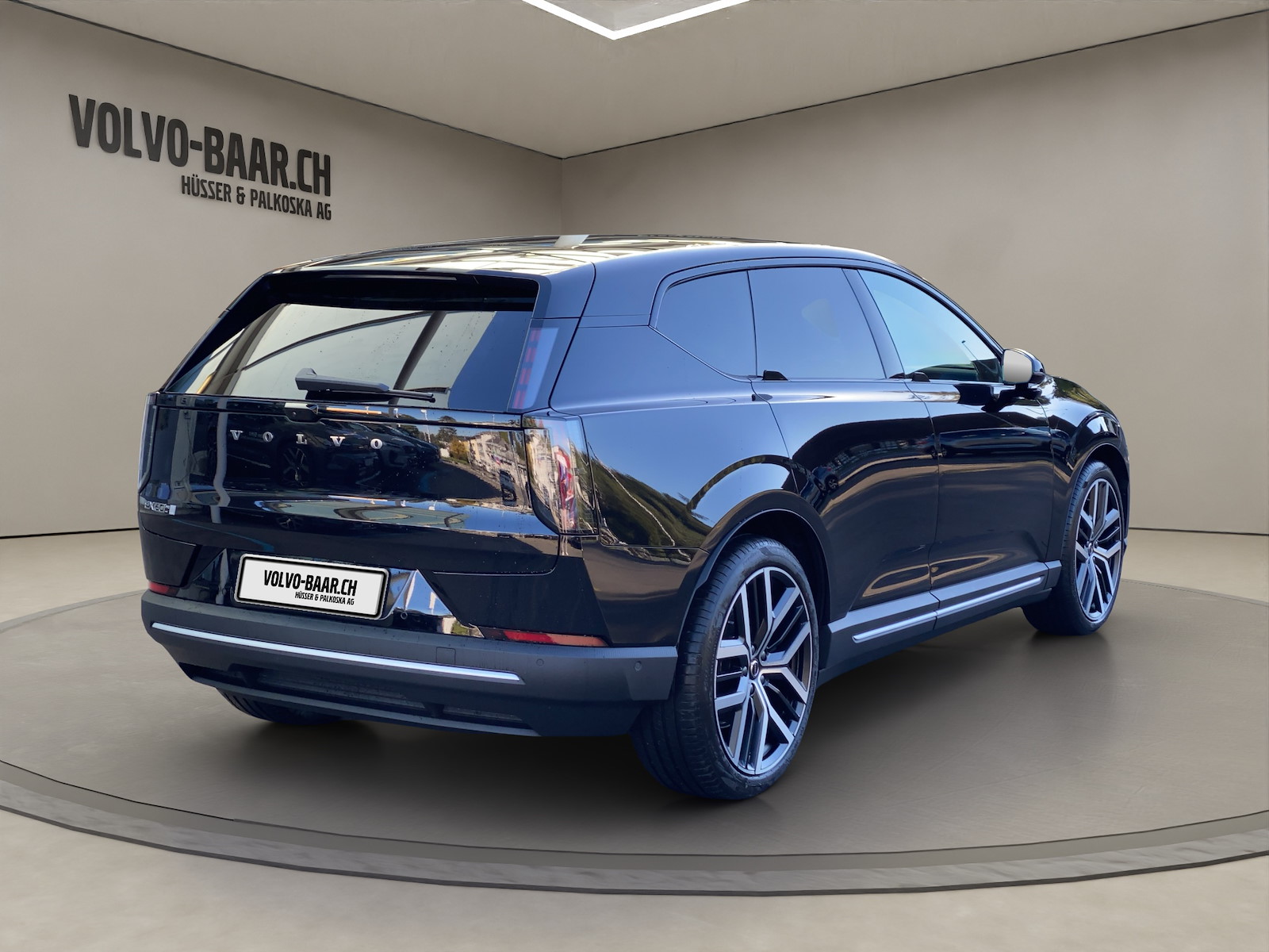 VOLVO EX60 Twin Ultra AWD-image-4
