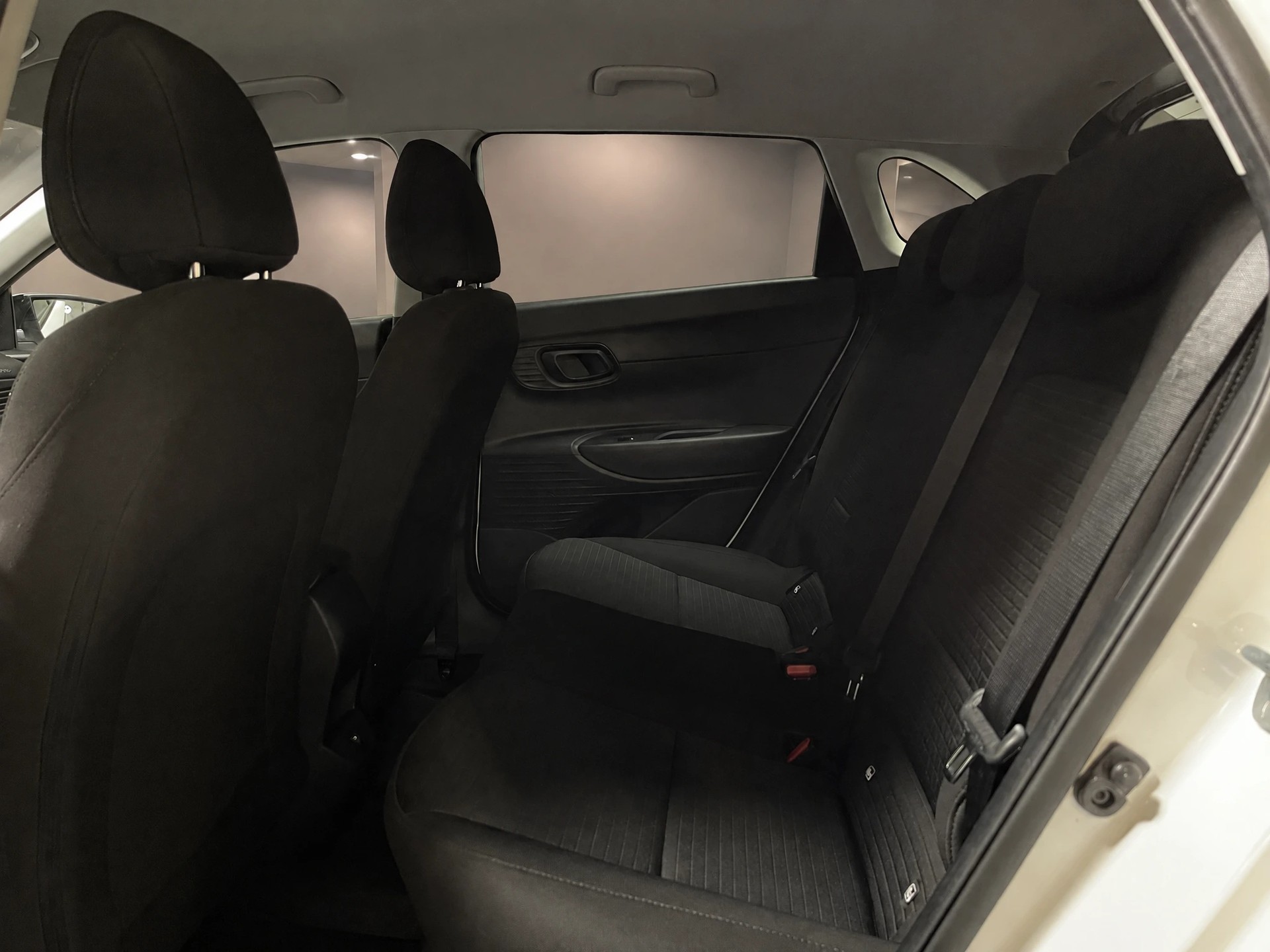 HYUNDAI i20 1.0 T-GDi Amplia DCT-image-8