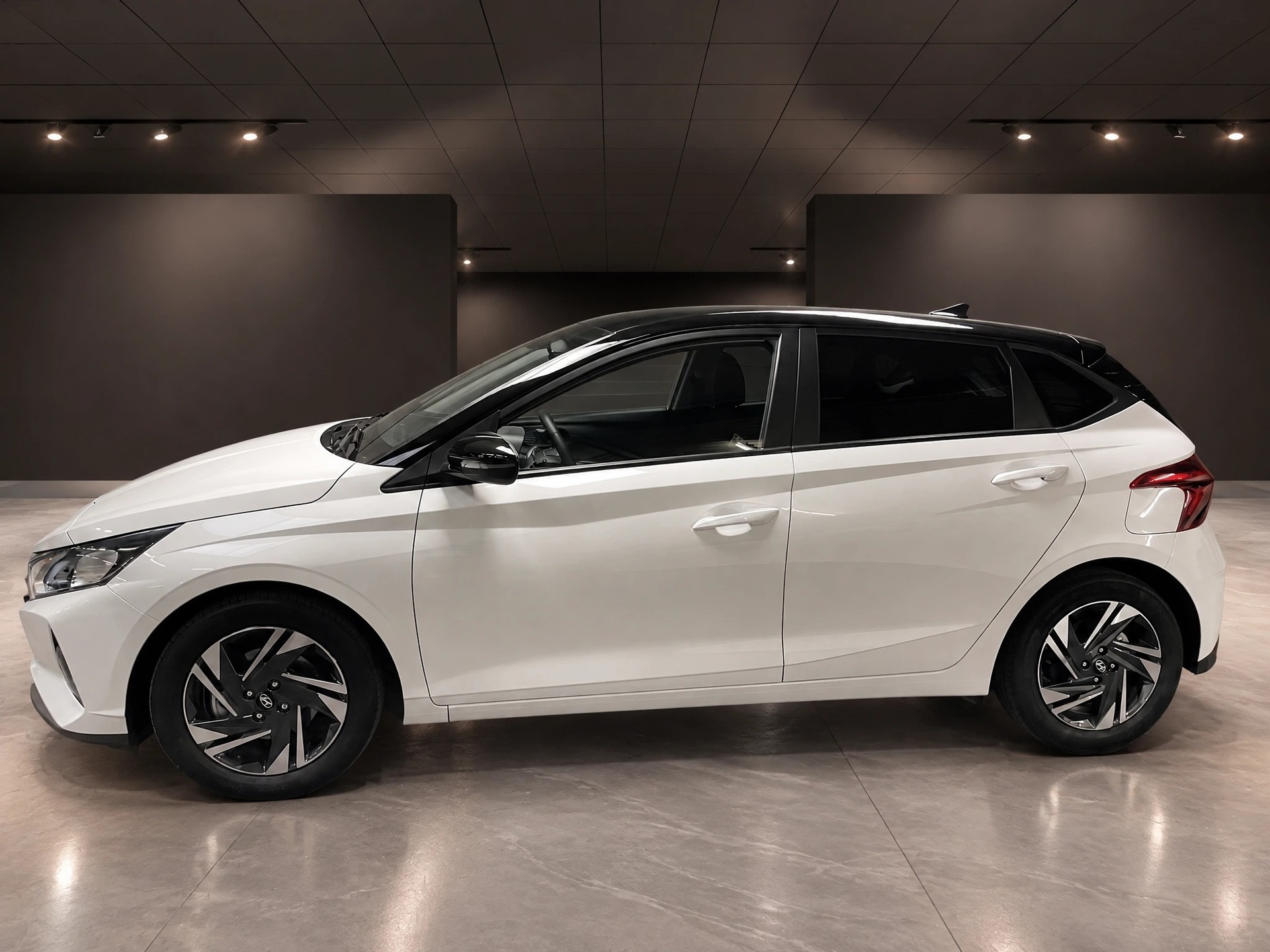 HYUNDAI i20 1.0 T-GDi Amplia DCT-image-2