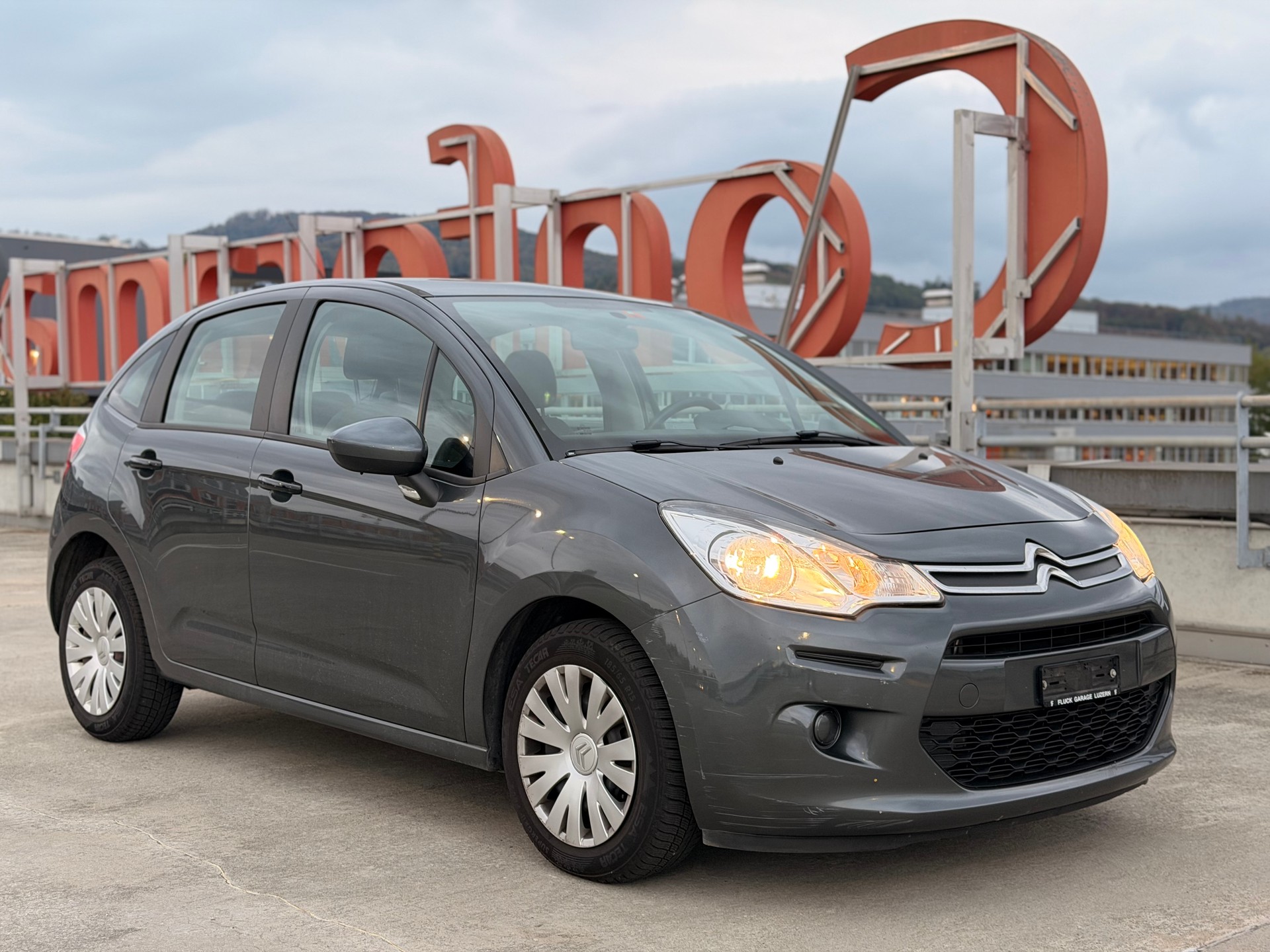 CITROEN C3 1.2i Attraction-image-1