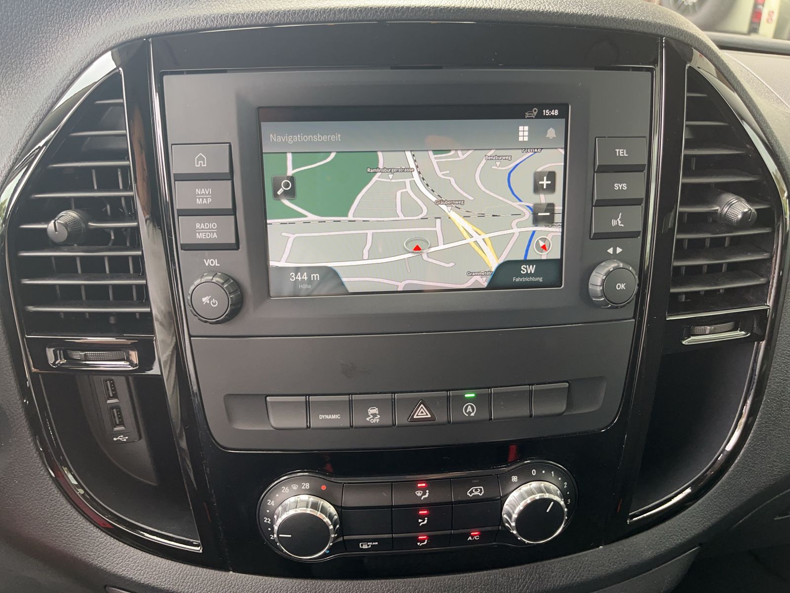 MERCEDES-BENZ Vito 116 CDI Lang Select Tourer 4Matic 9G-Tronic-image-8