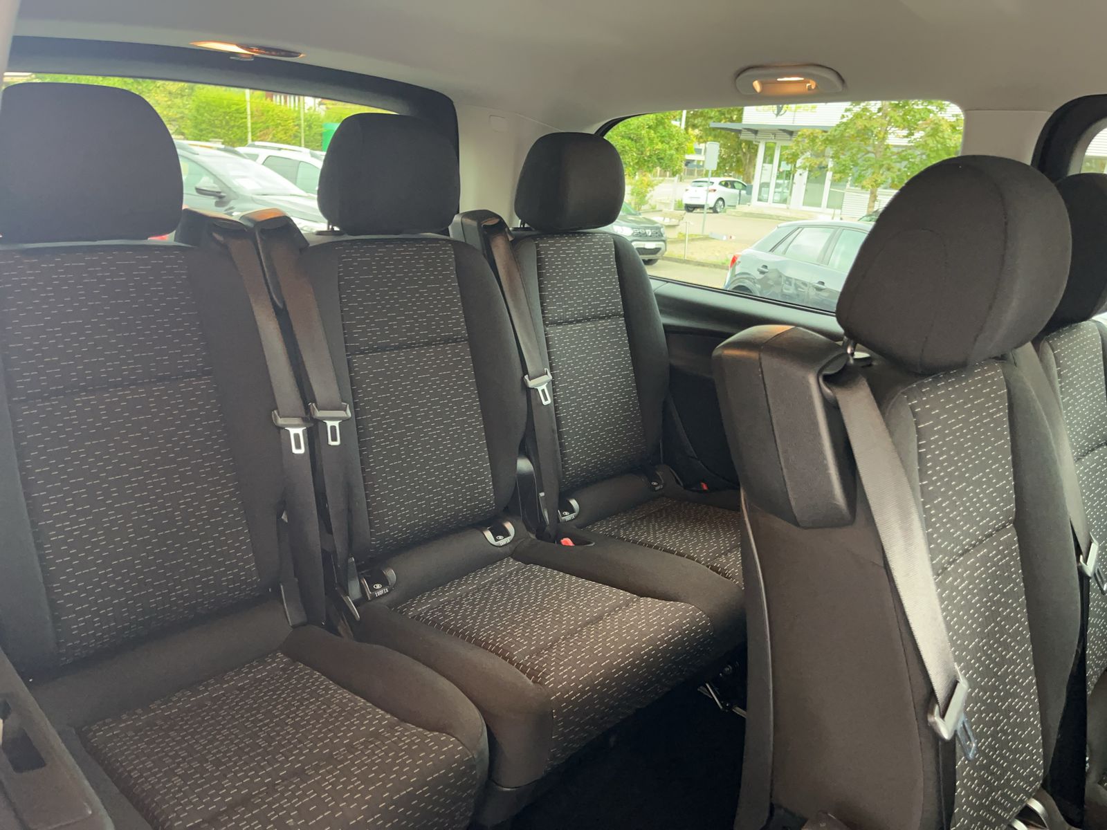 MERCEDES-BENZ Vito 116 CDI Lang Select Tourer 4Matic 9G-Tronic-image-11