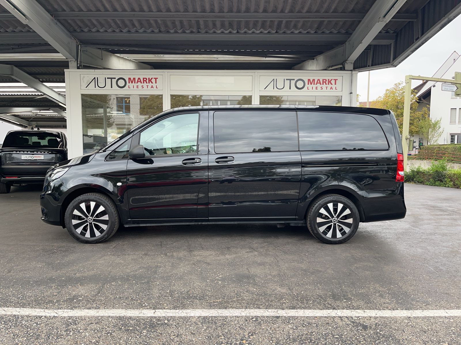 MERCEDES-BENZ Vito 116 CDI Lang Select Tourer 4Matic 9G-Tronic-image-2