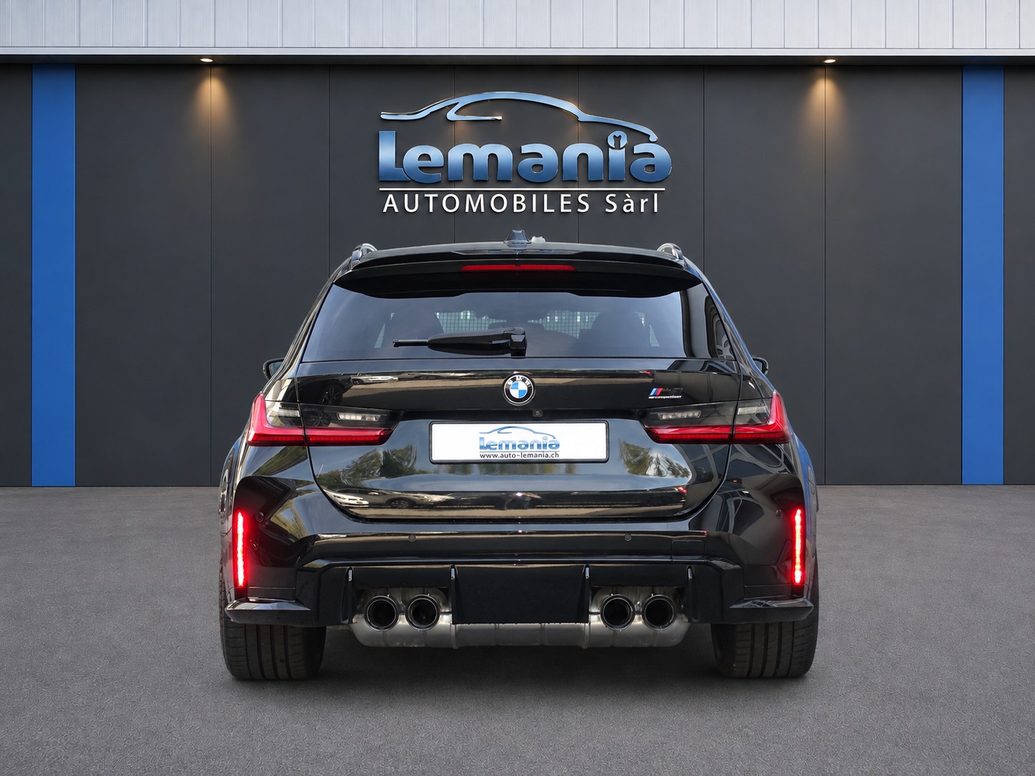 BMW M3 Touring xDrive Competition M-image-5